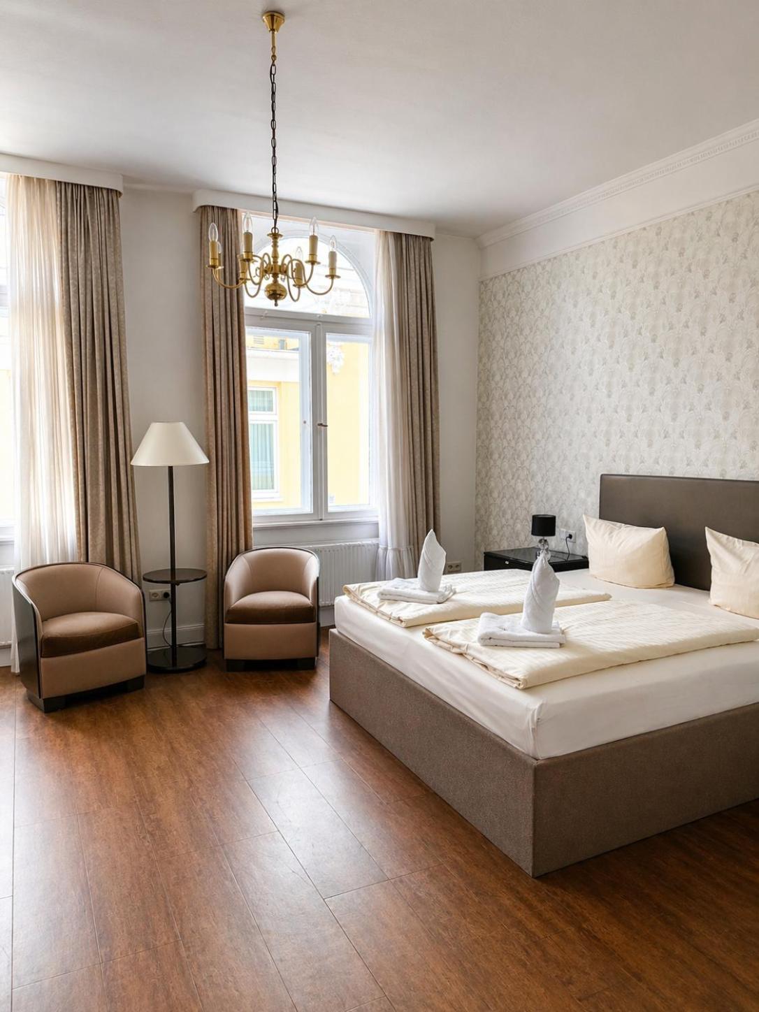 Double Room with Balcony photo 2