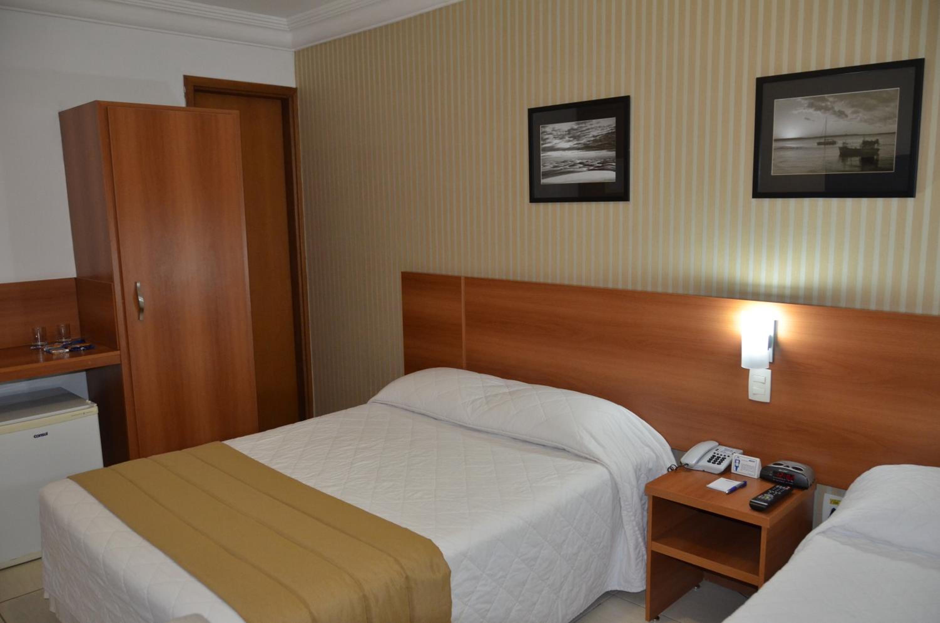 Deluxe Room - Photo 1