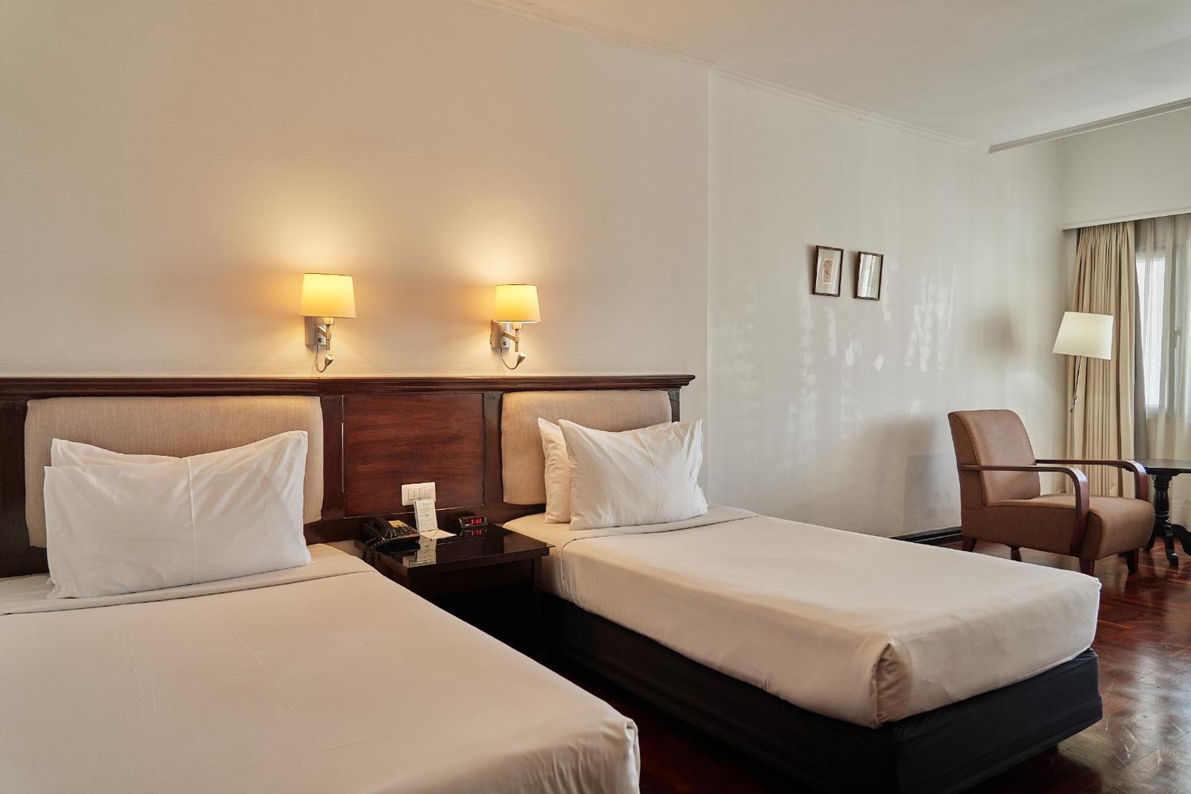 Deluxe Single Room with Balcony photo 3