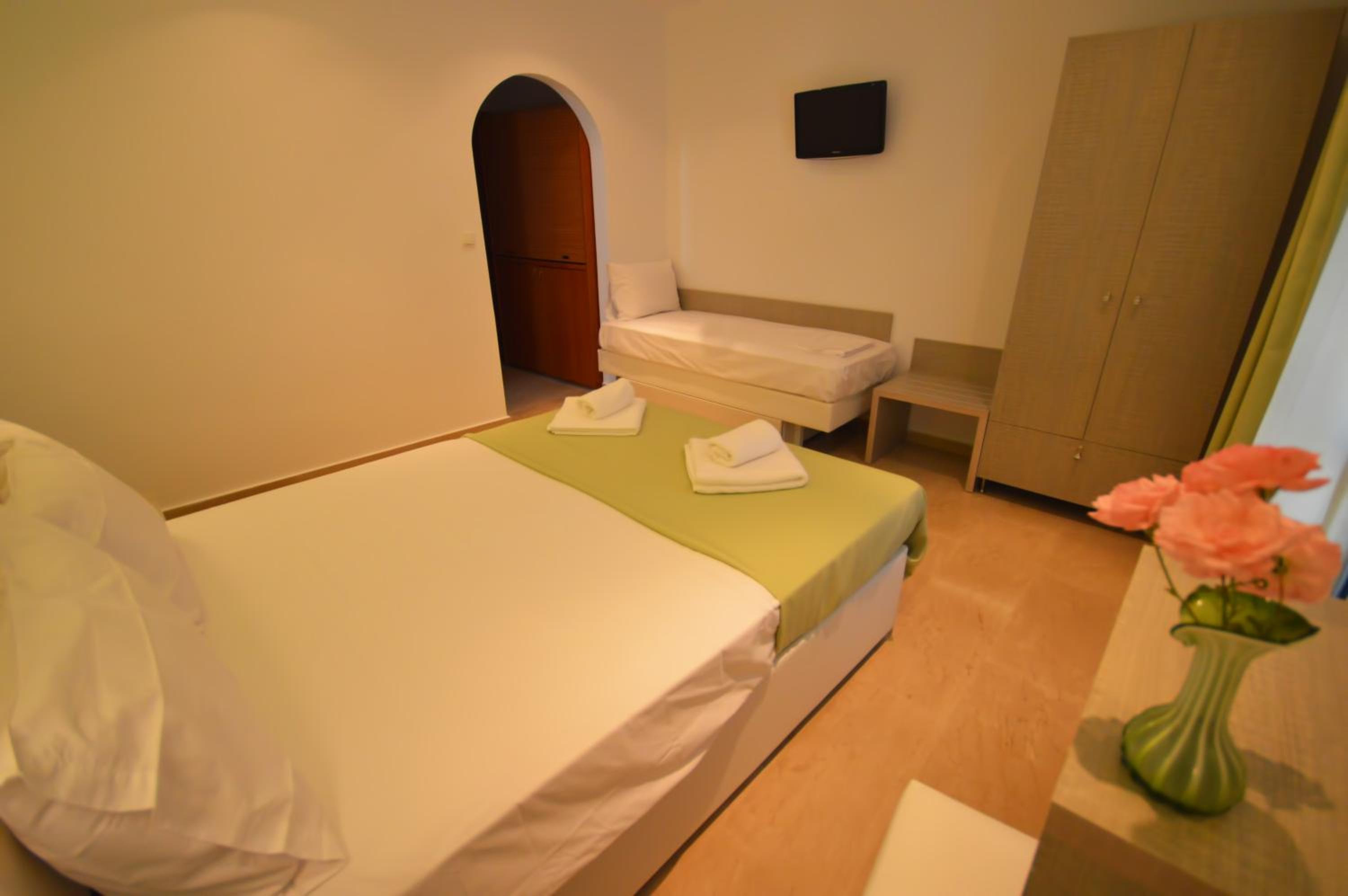 Studio with Sea View (2 Adults + 1 Child) photo 3