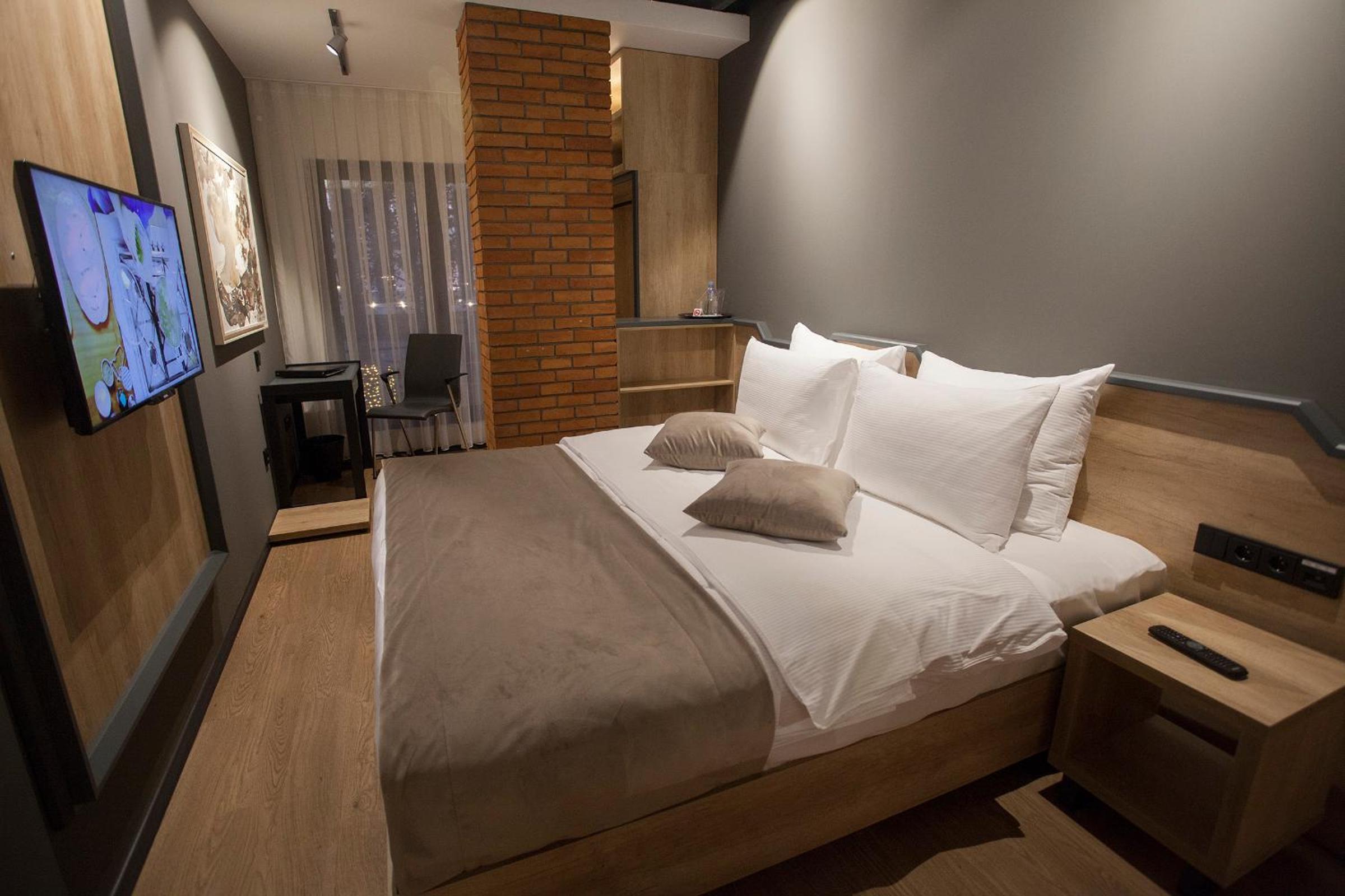 Standard Double Room with River View photo 1