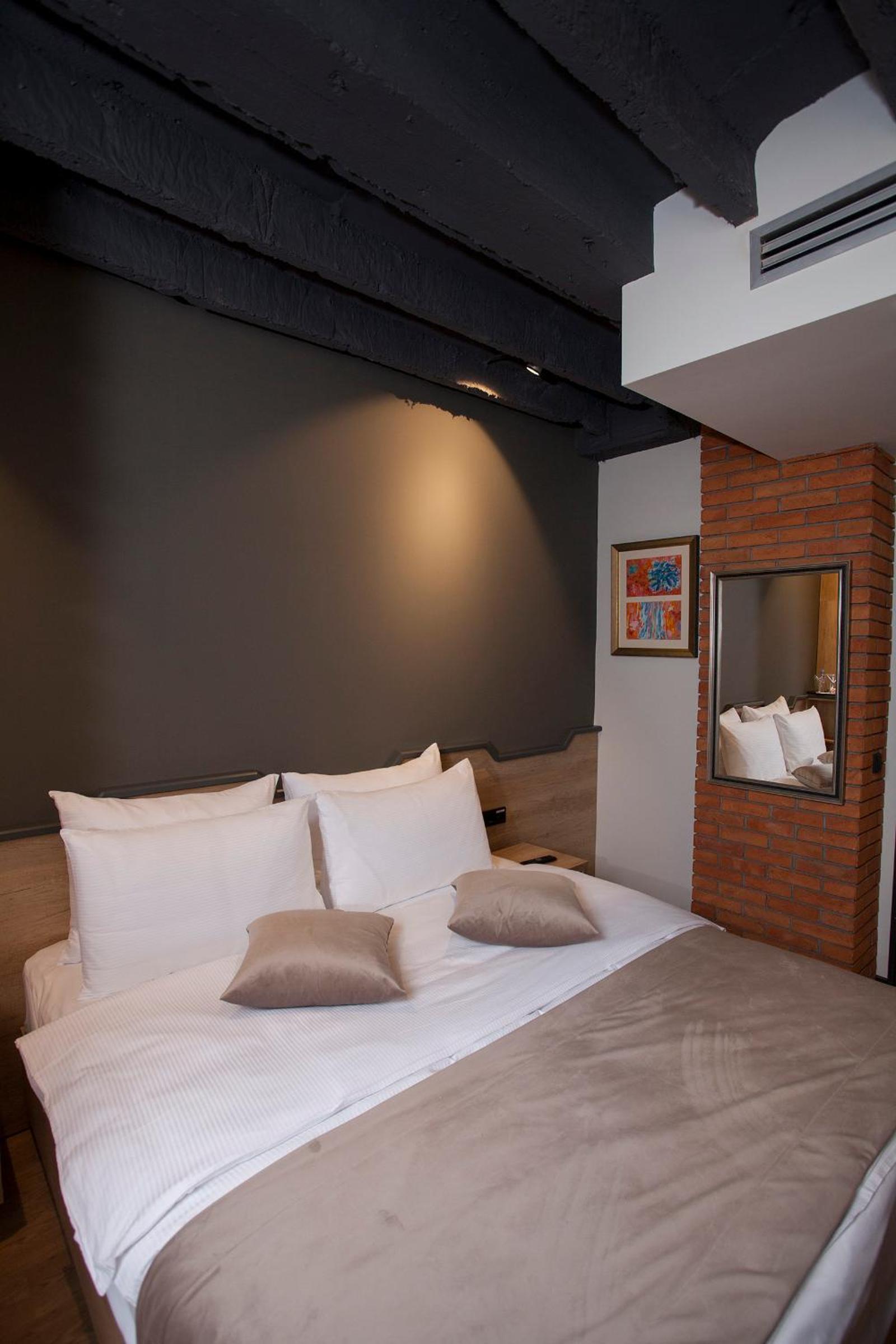 Standard Double Room with River View photo 3