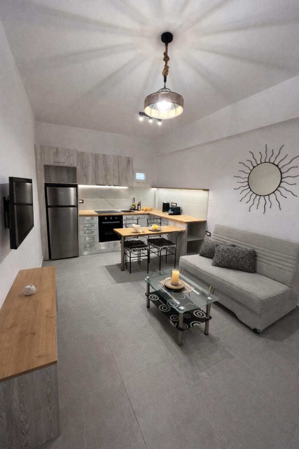 Deluxe One-Bedroom Apartment with Garden View photo 1