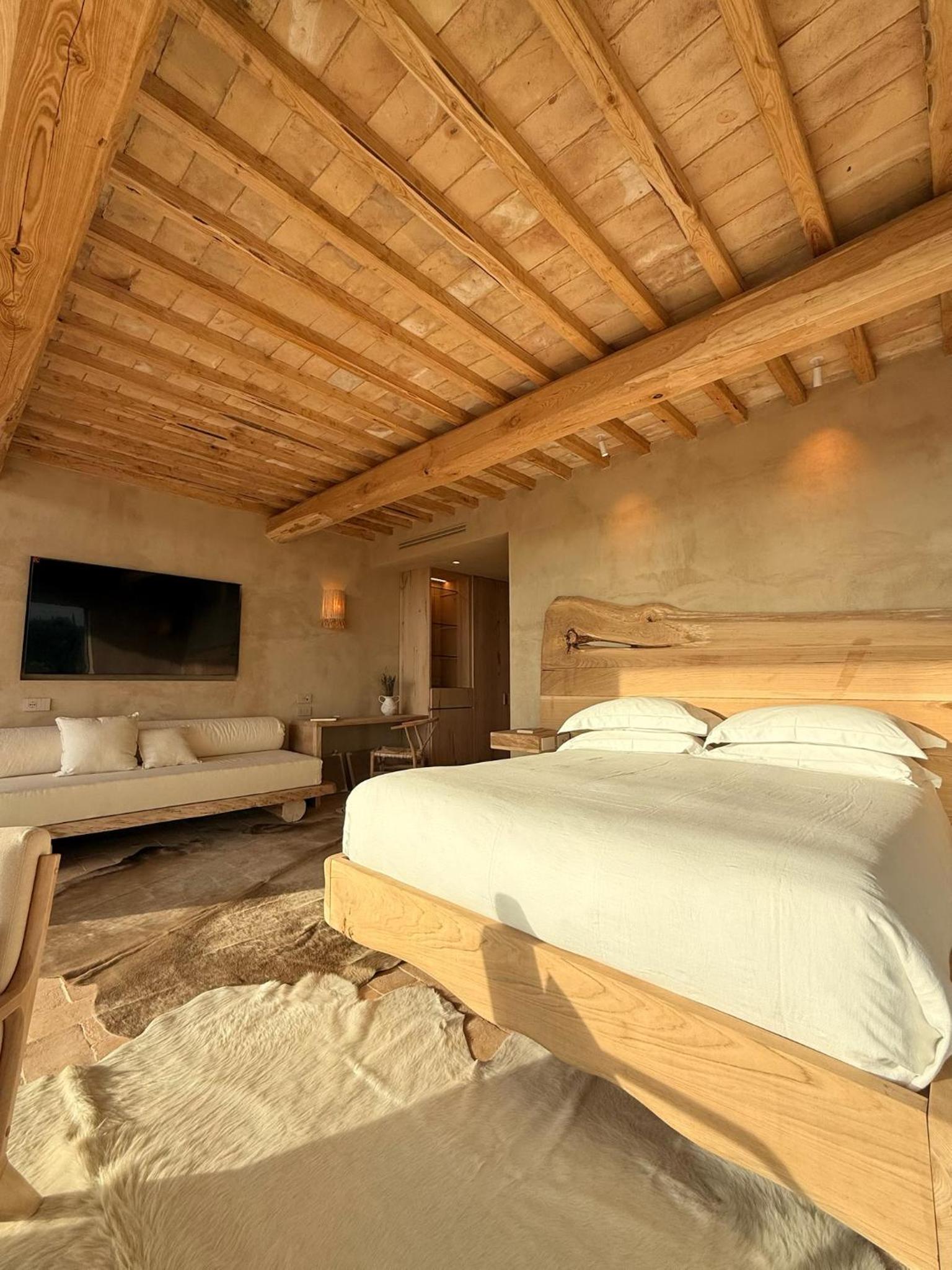 Executive Suite photo 3