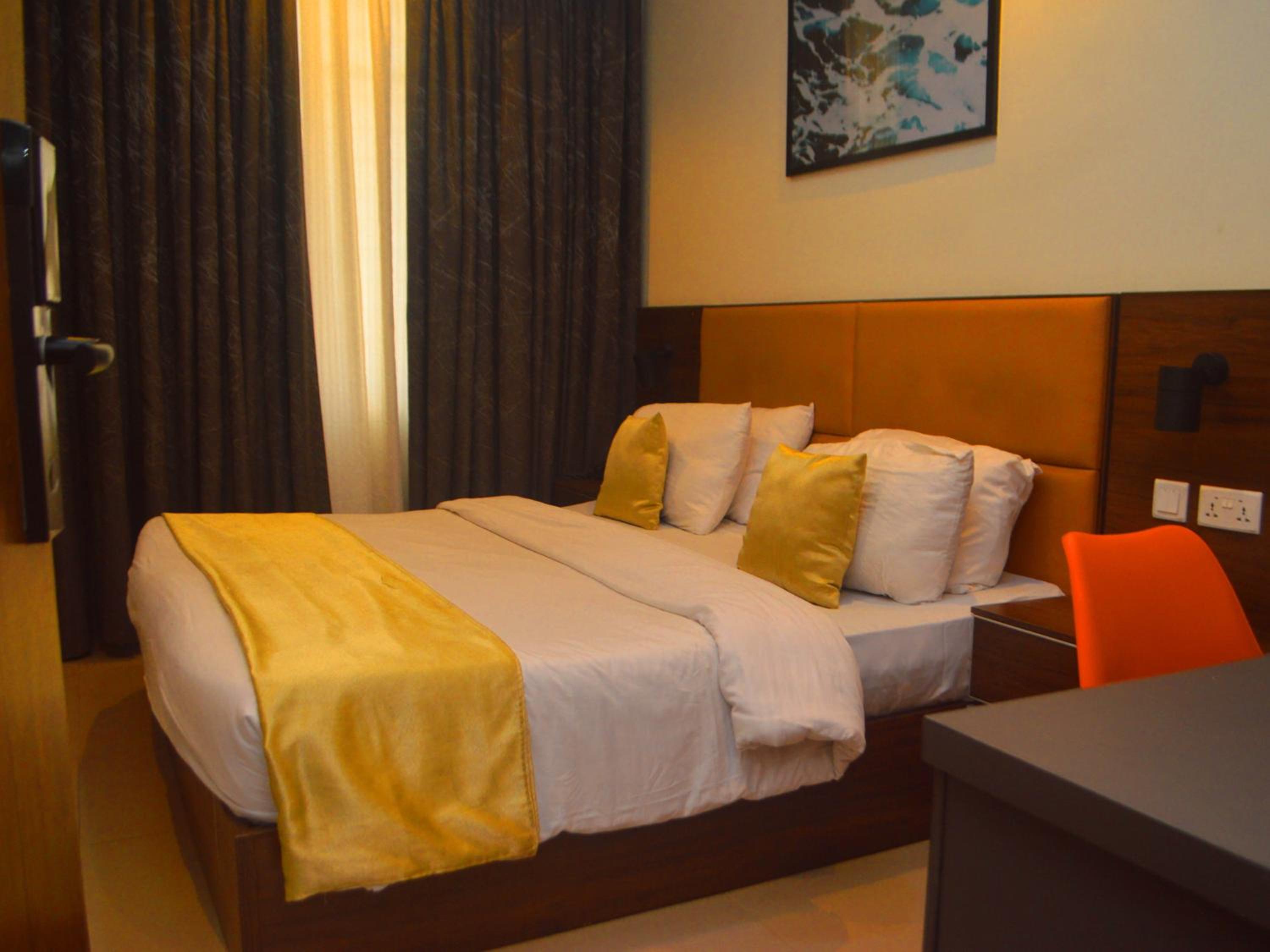 Standard Suite