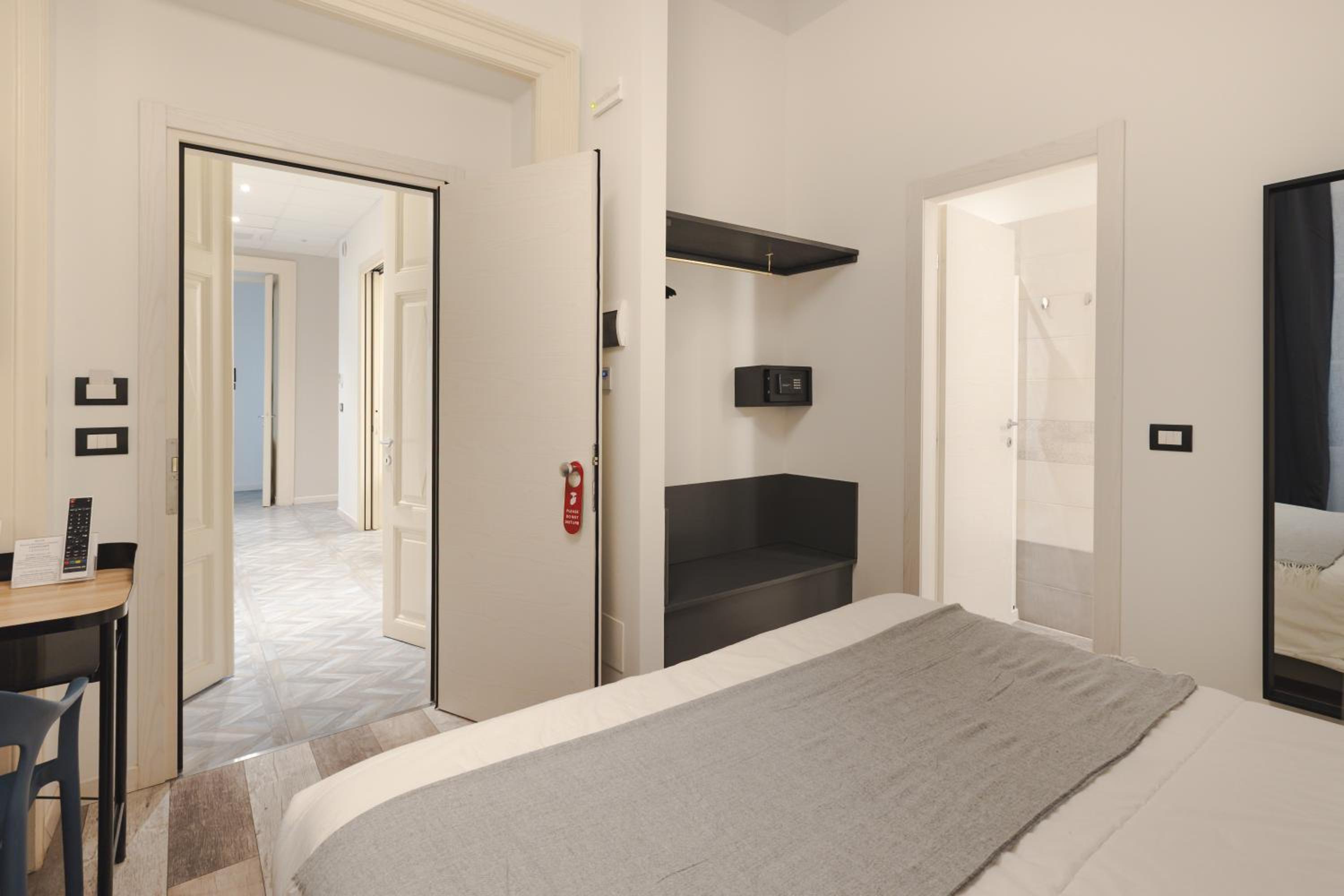 Budget Double or Twin Room photo 2