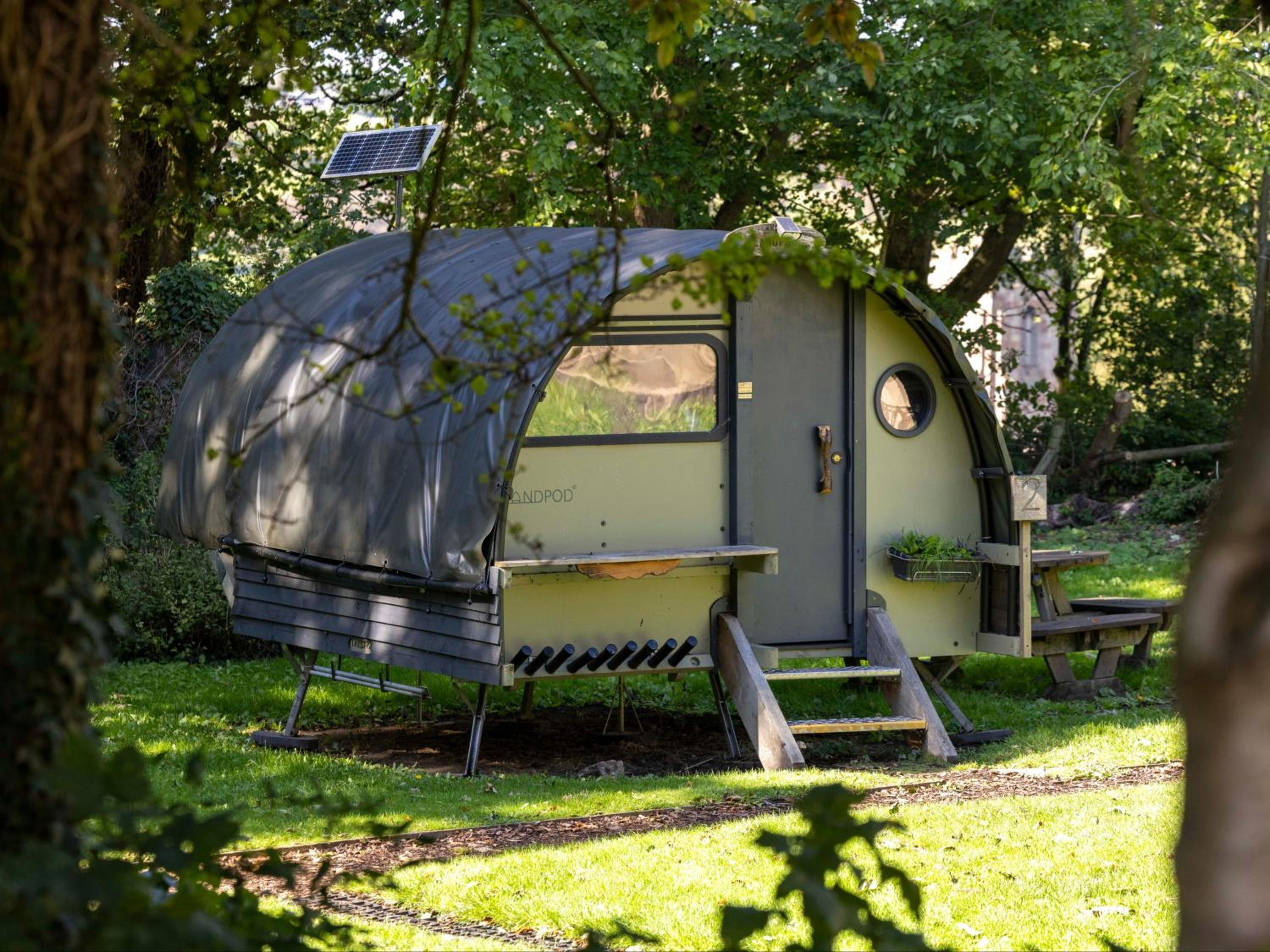 Landpod (2 Double Beds) photo 3