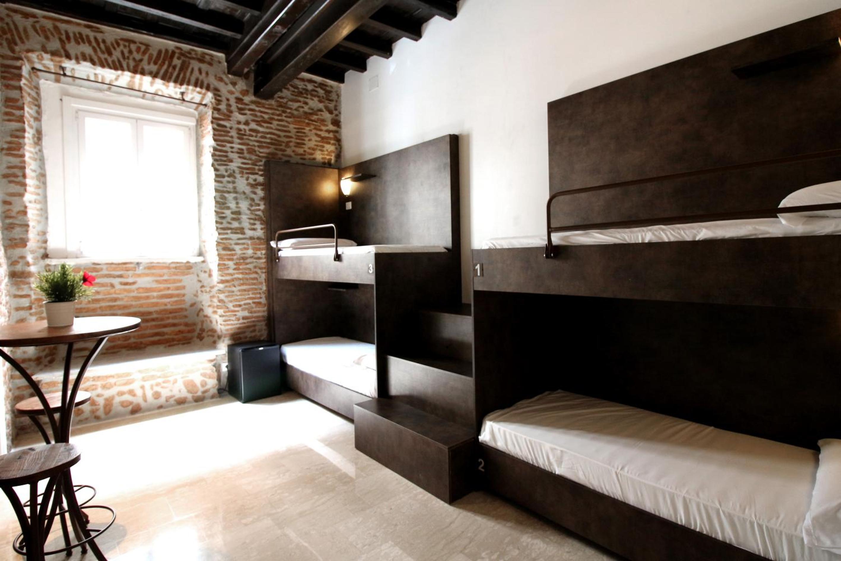 Bunk Bed in 4-Bed Mixed Dormitory Room photo 1