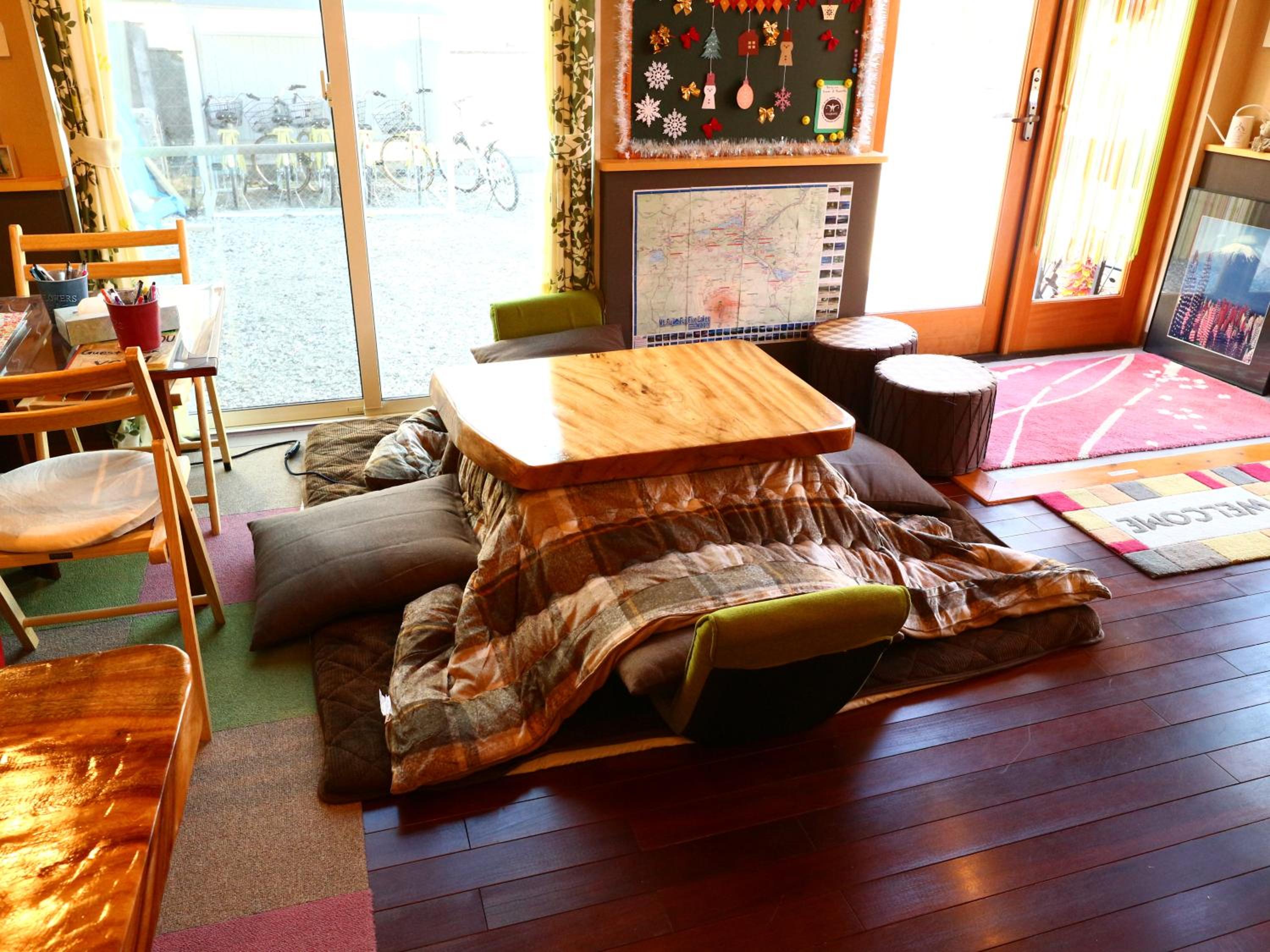 Family Room - Photo 9