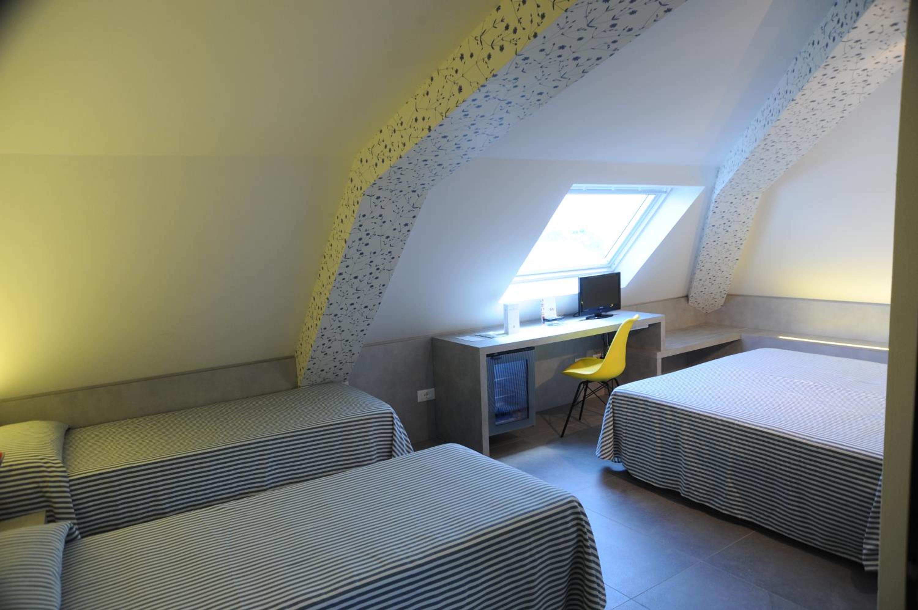 Comfort Quadruple Room - Photo 15