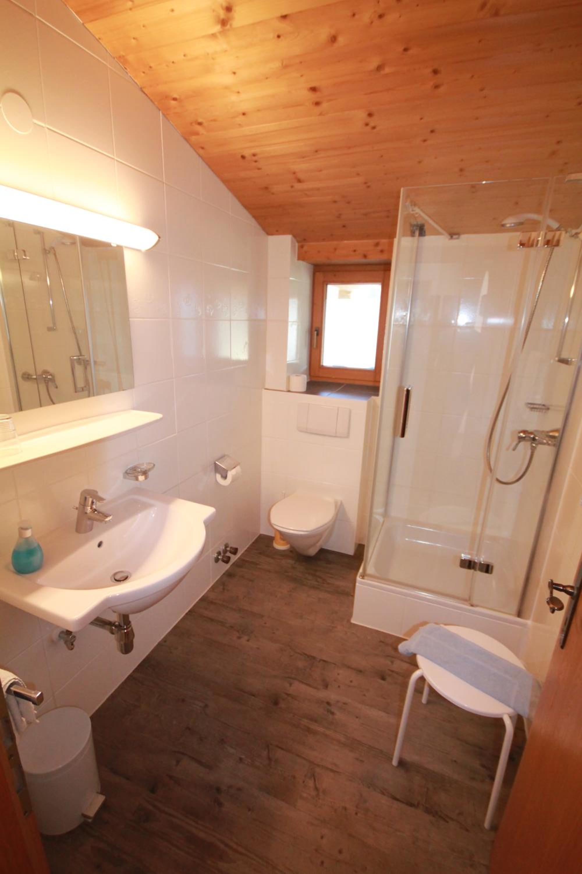 Superior Double or Twin Room with Balcony - Photo 12