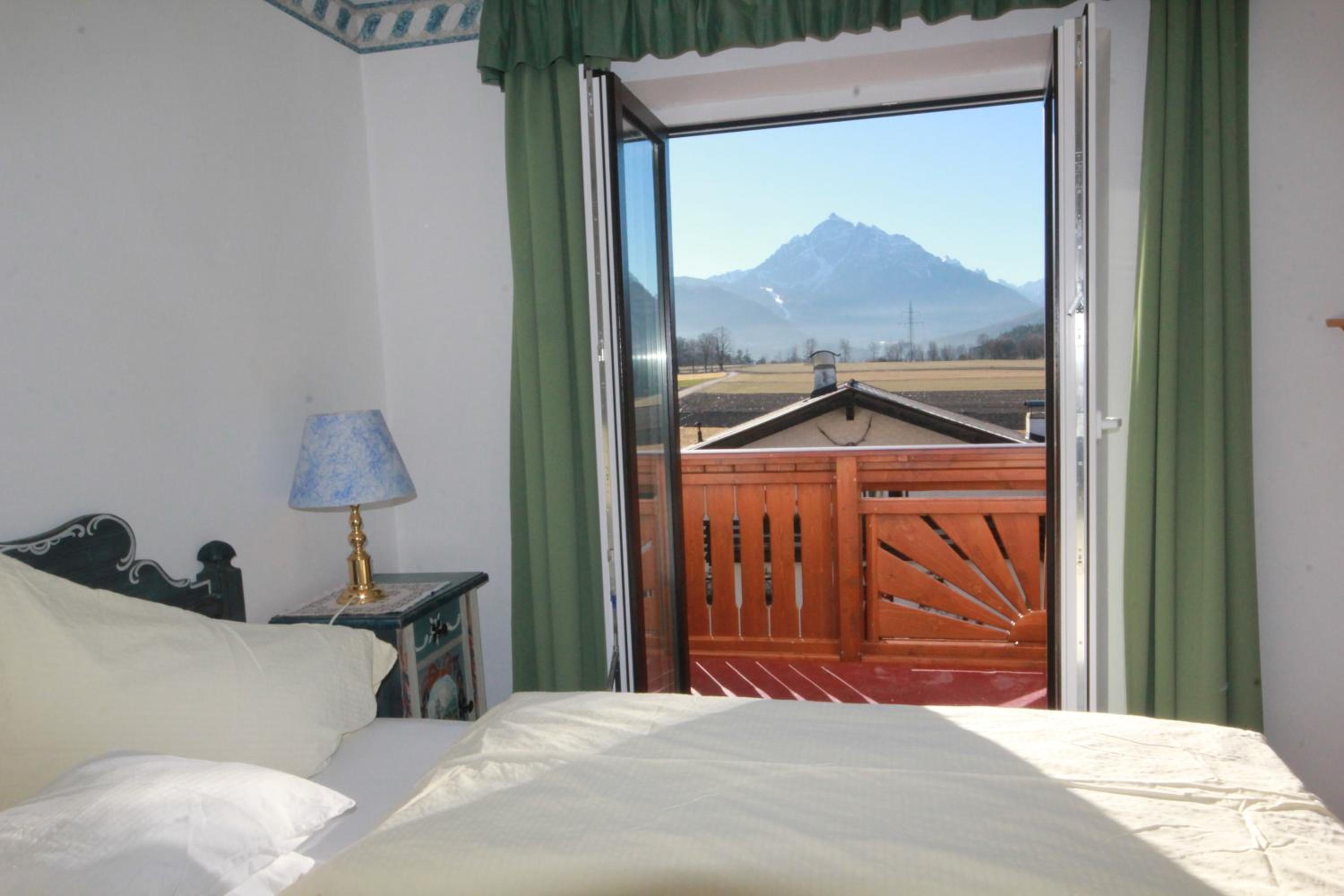 Standard Double Room with Balcony - Photo 14
