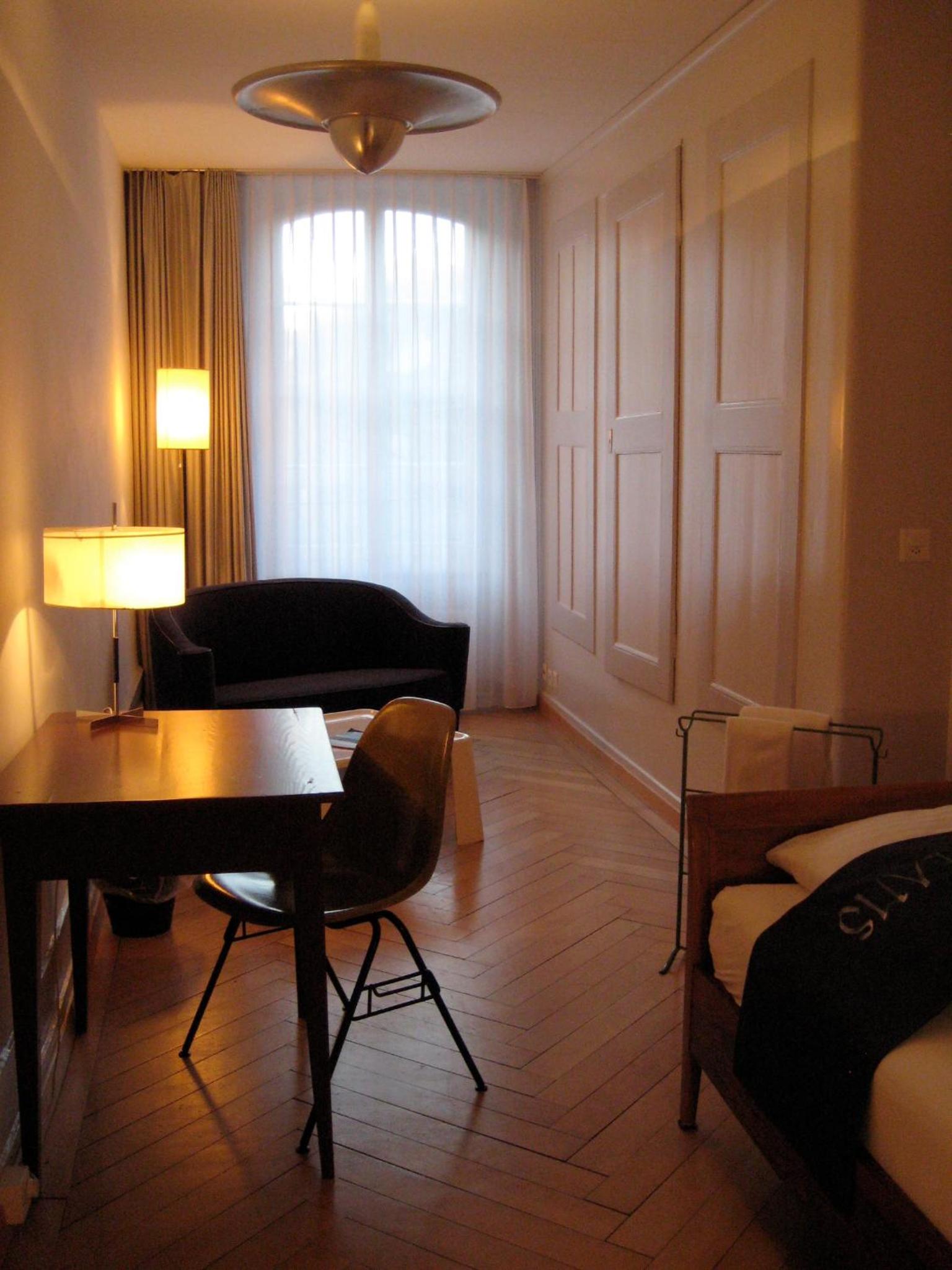 Single Room with Shared Bathroom