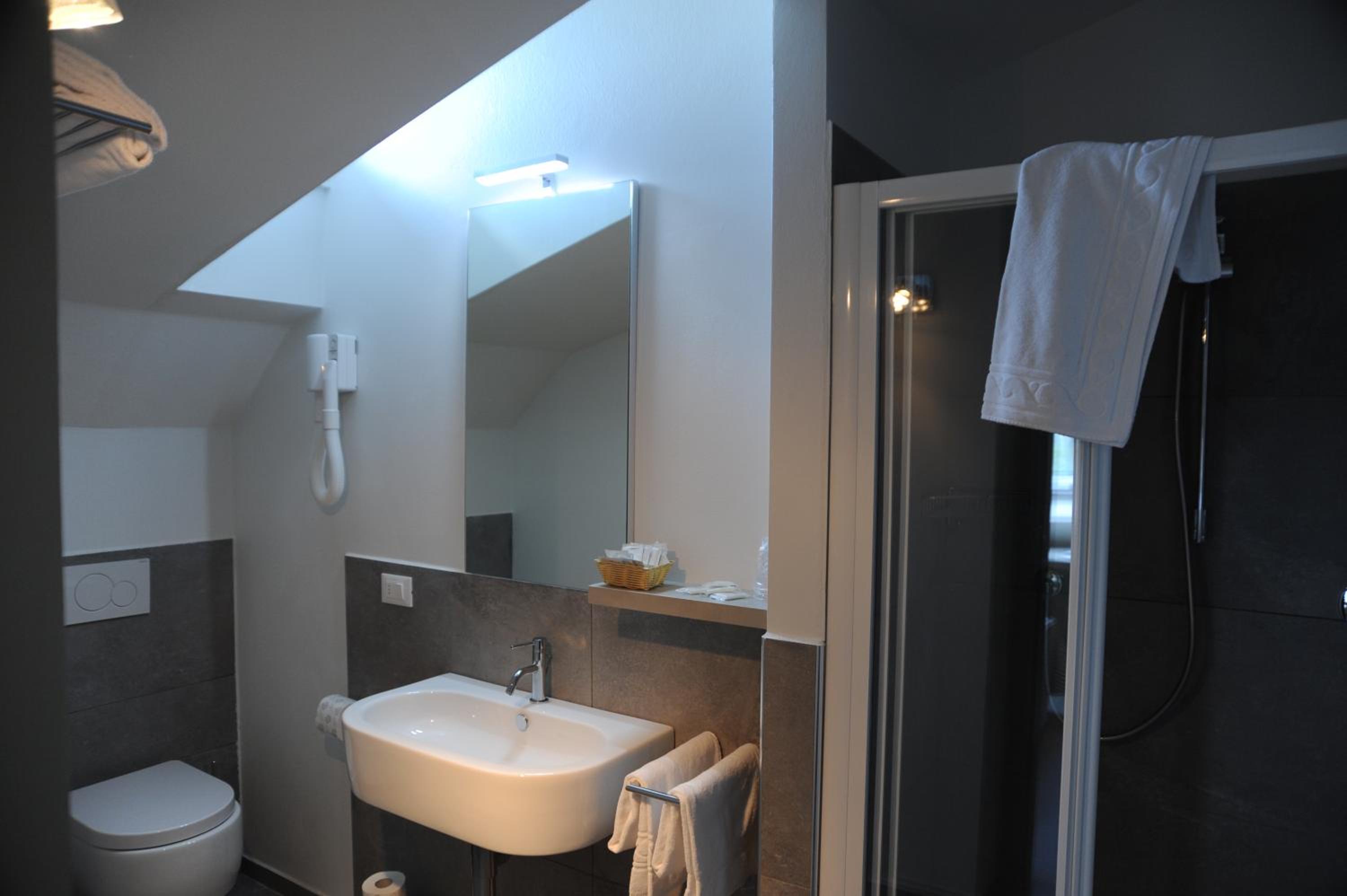 Comfort Quadruple Room - Photo 20