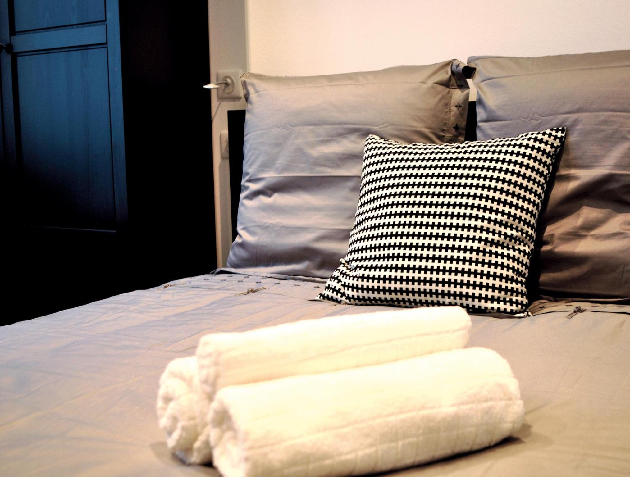 One-Bedroom Apartment - Photo 14