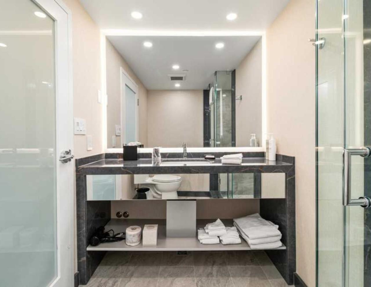 The Presidential Suite | Premium Fallsview | (High Floor) - Photo 4
