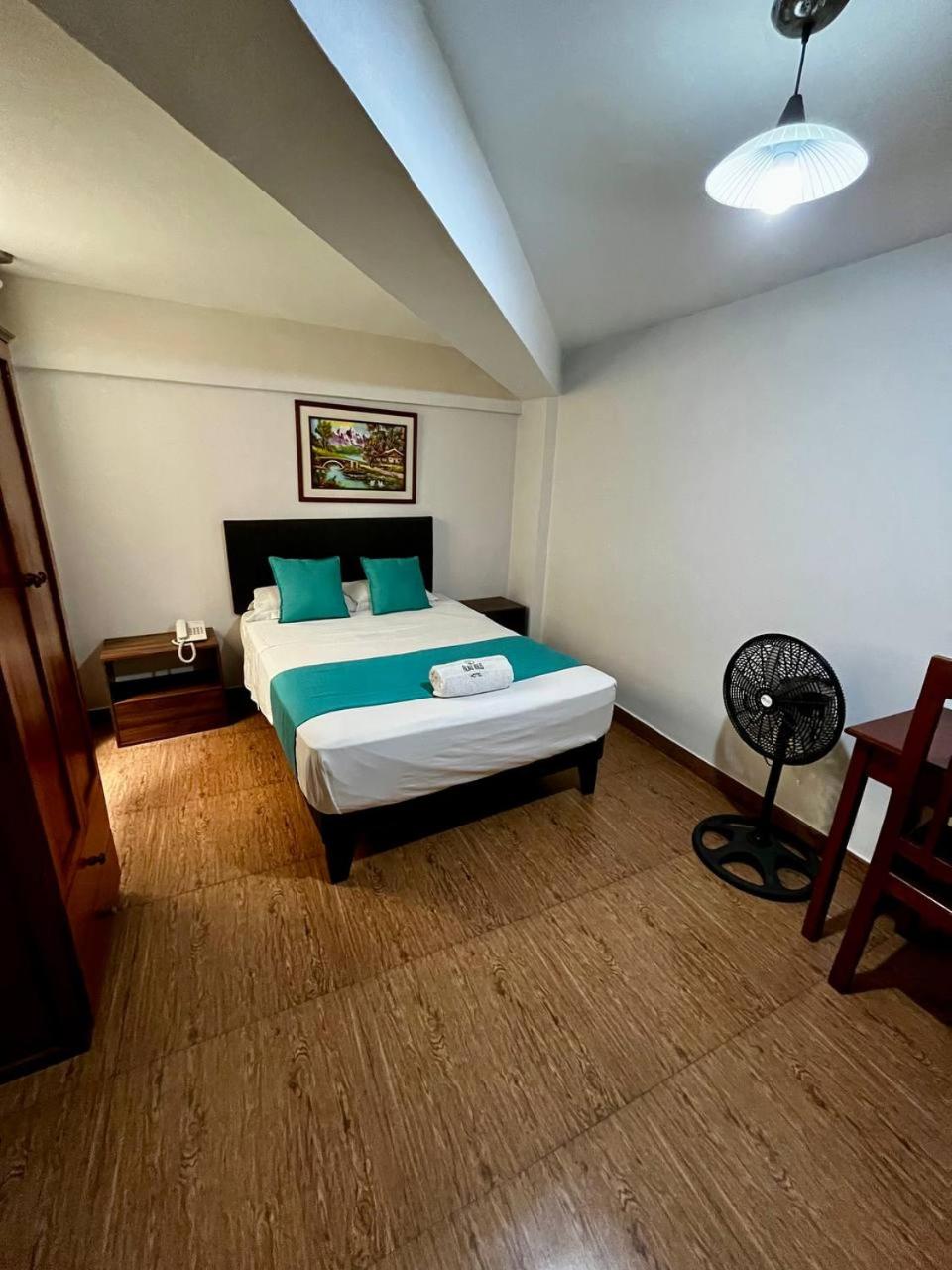 Standard Single Room photo 2
