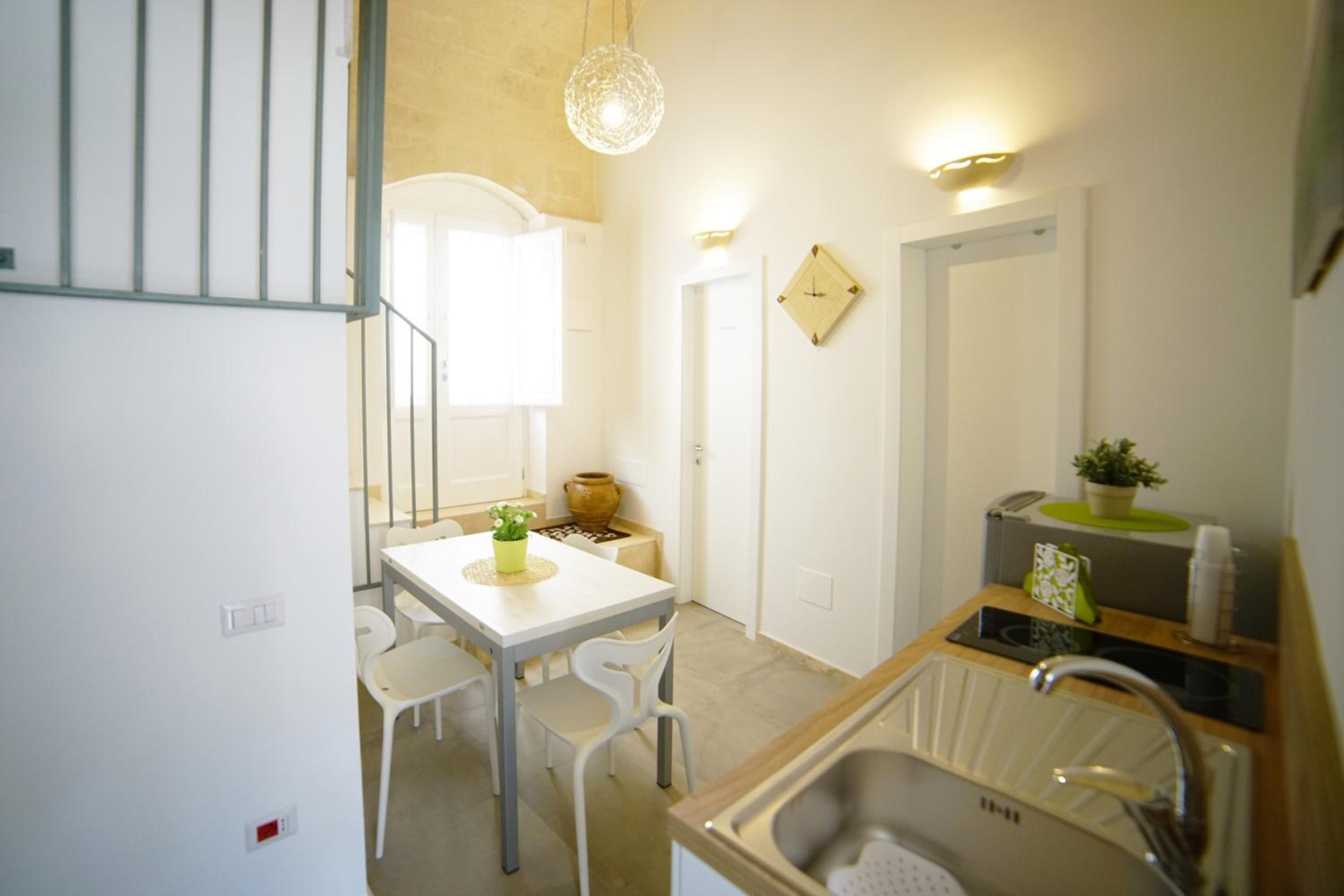 Apartment With Terrace - Photo 14