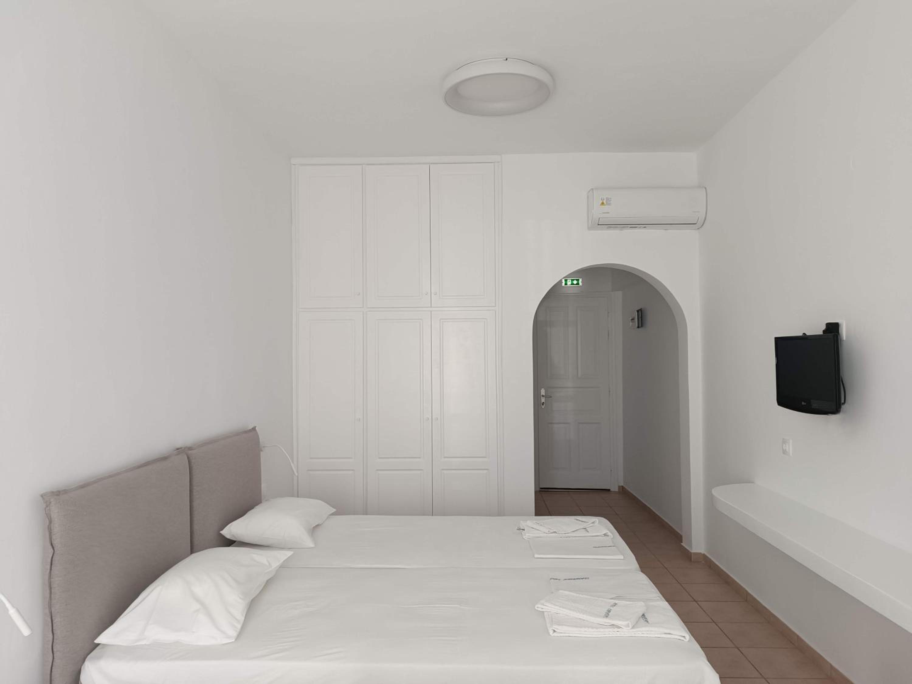 Deluxe Twin Room photo 2