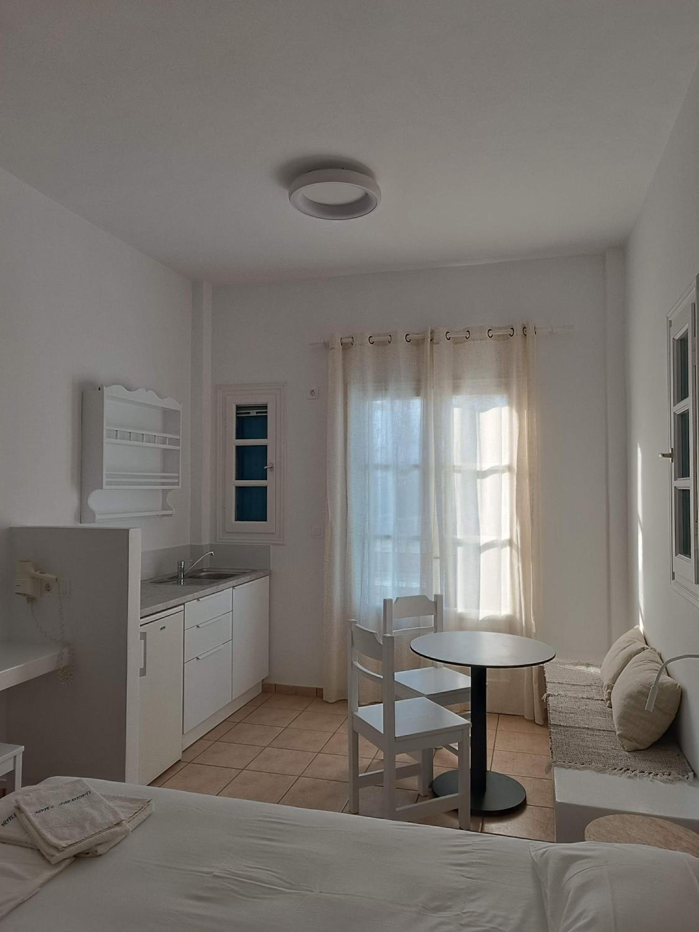 Deluxe Twin Room photo 2
