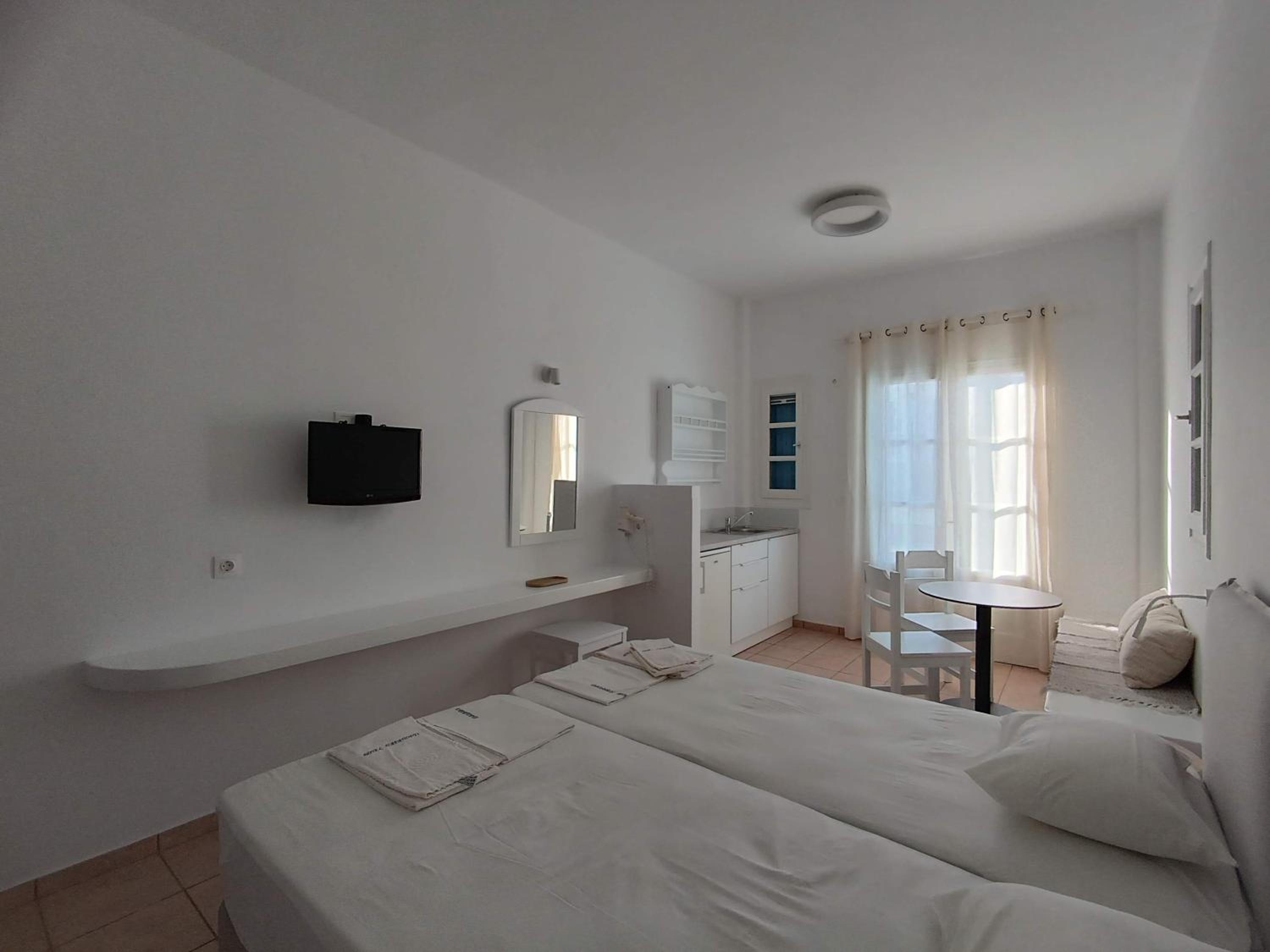 Deluxe Twin Room photo 1