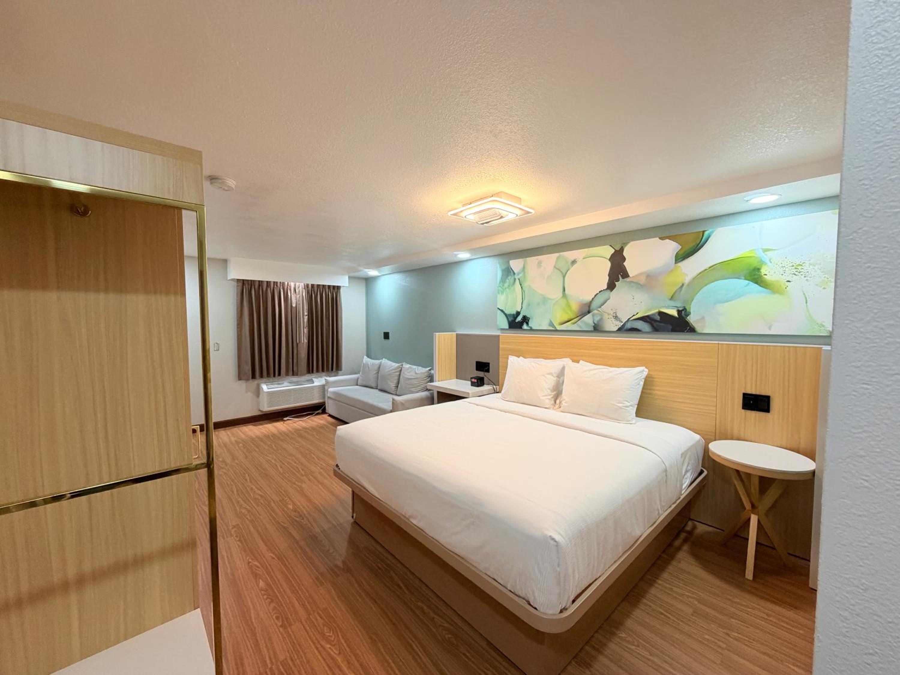 Deluxe King Rom with Courtyard View - Non-Smoking - Photo 4
