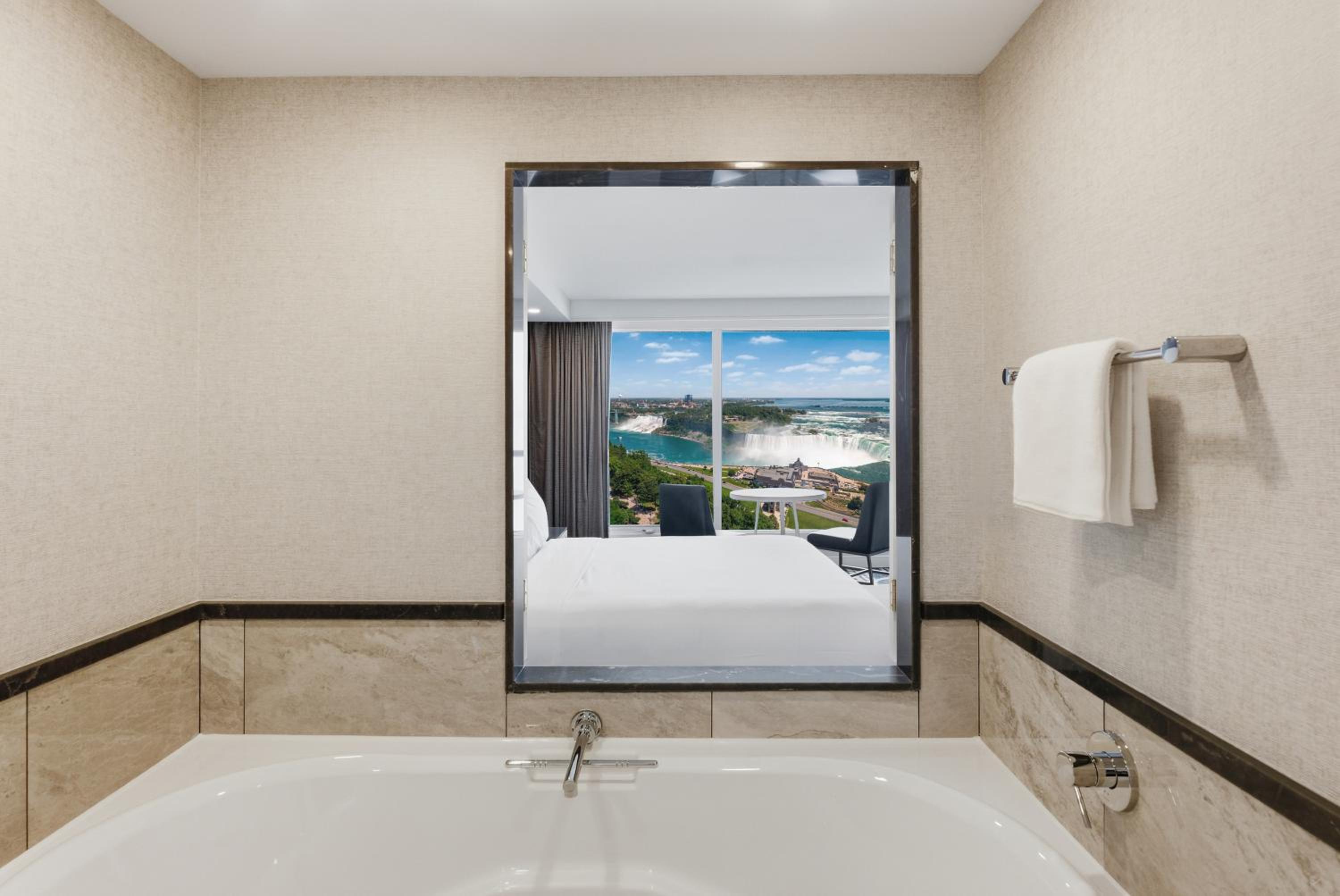 The Prime Minister Suite | Premium Fallsview | (High Floor)