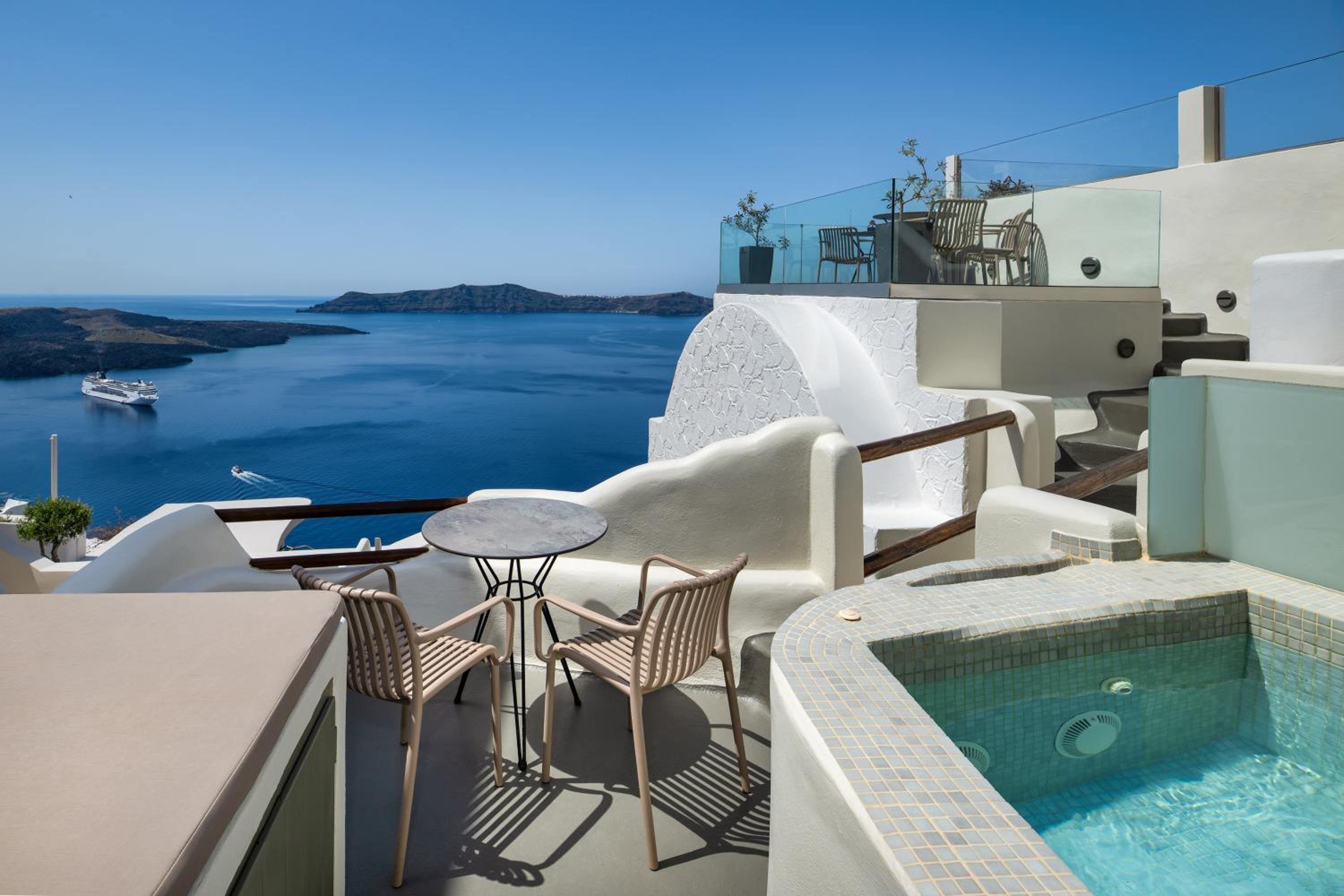 Cozy Suite Outdoor Jacuzzi - Photo 7
