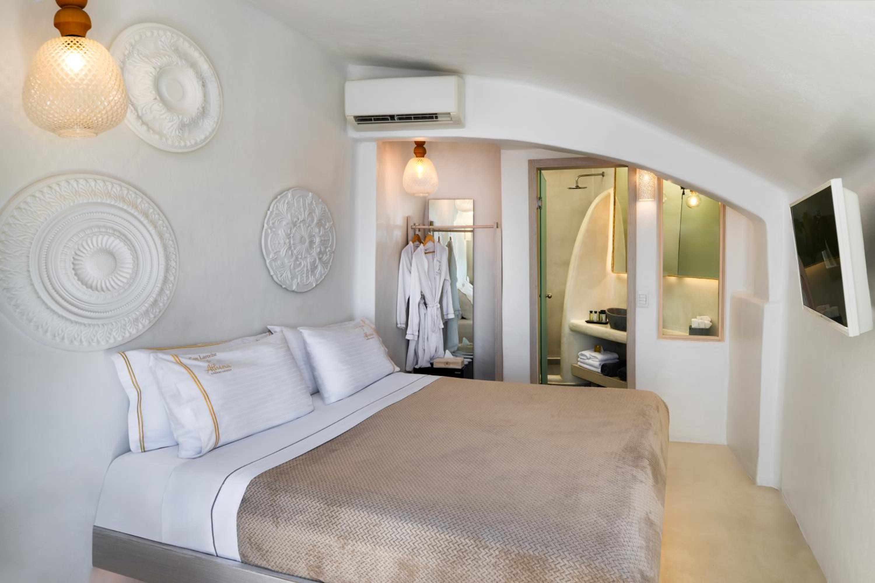 Cozy Suite Outdoor Jacuzzi - Photo 5