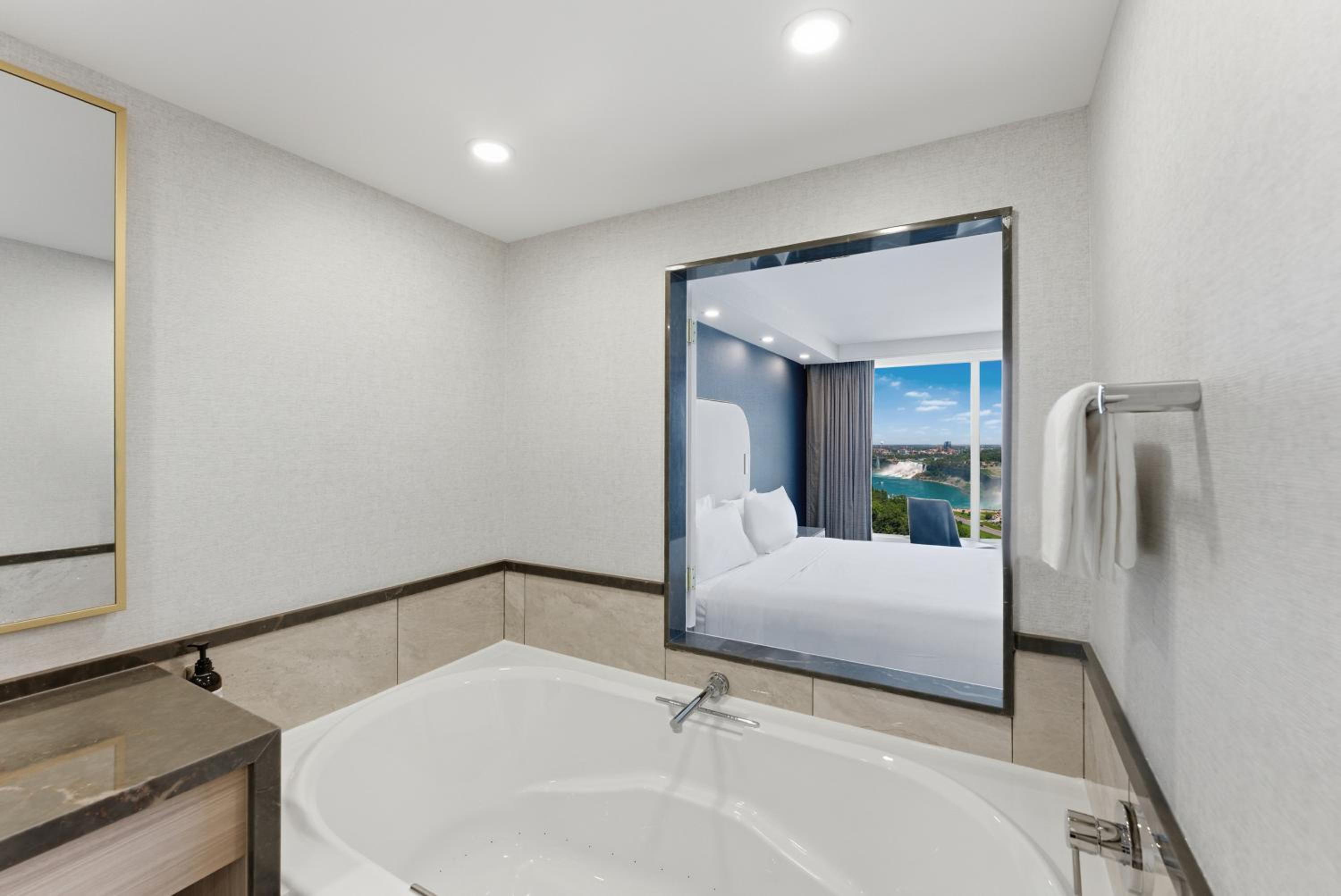 The Regency | Premium Fallsview Suite | Four King Beds | Two Bathrooms | (High Floor) - Photo 2