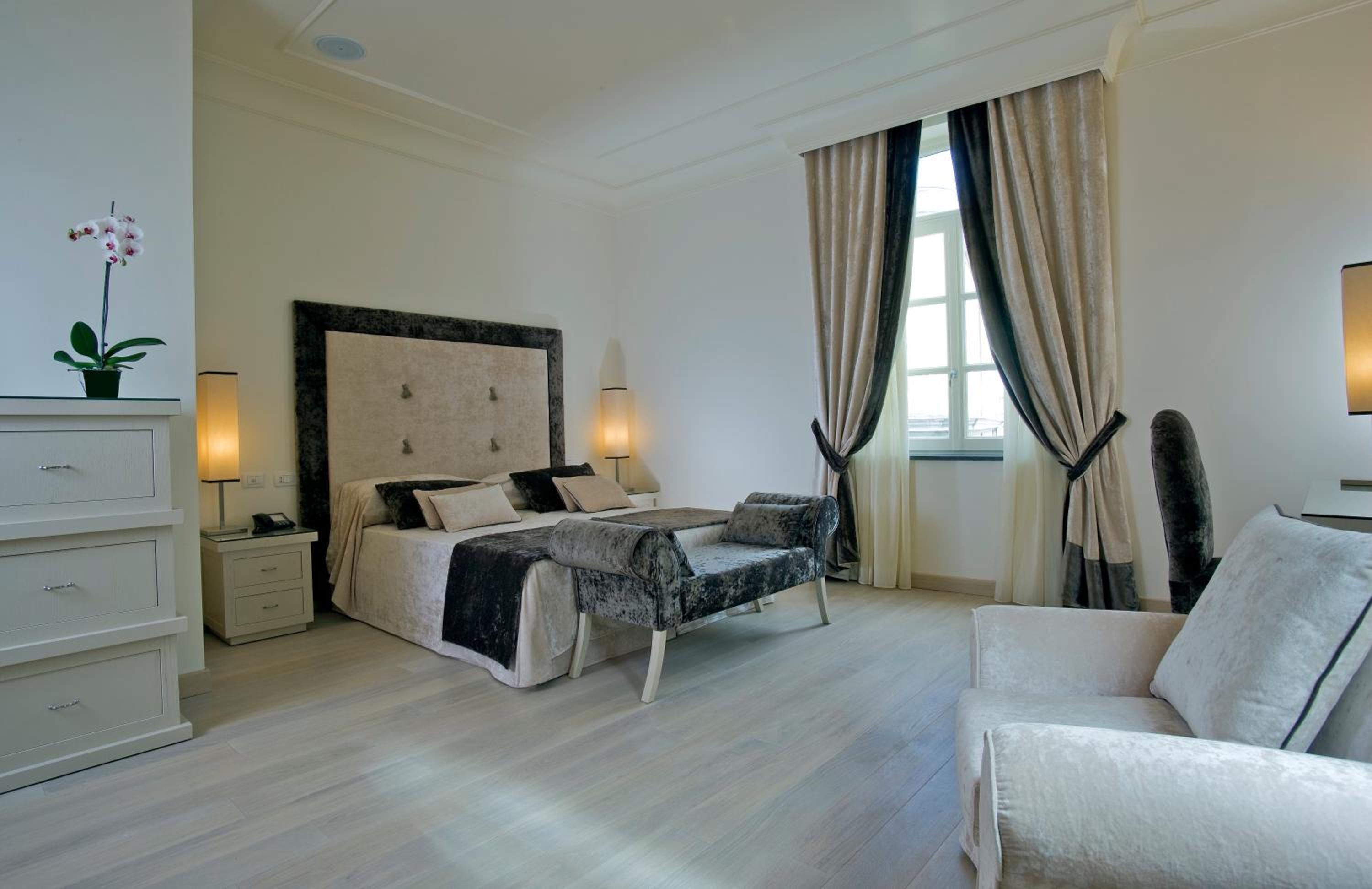Deluxe Double or Twin Room - Photo 4