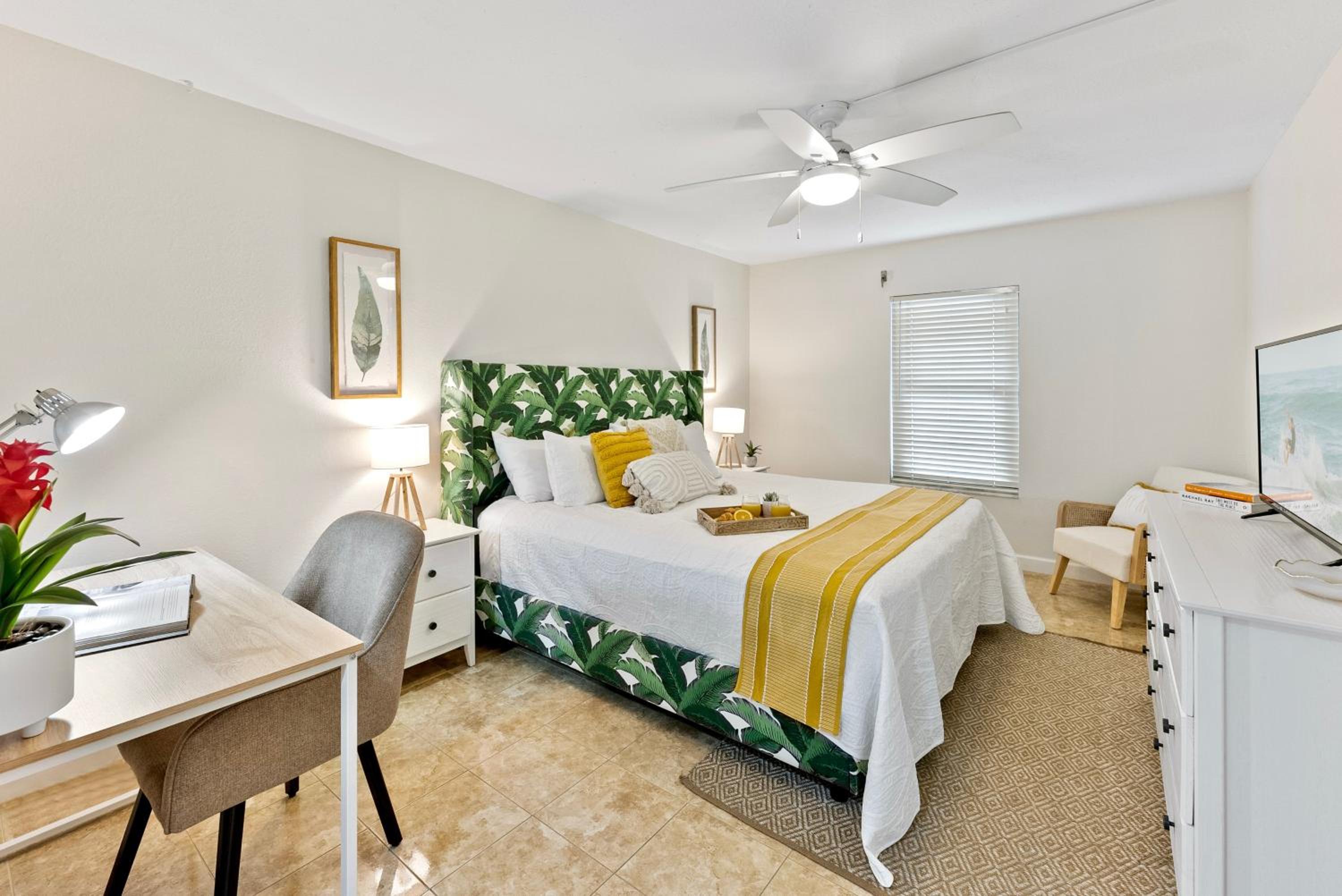 Two-Bedroom Apartment - Ground Floor Walkout - Unit 101 photo 3