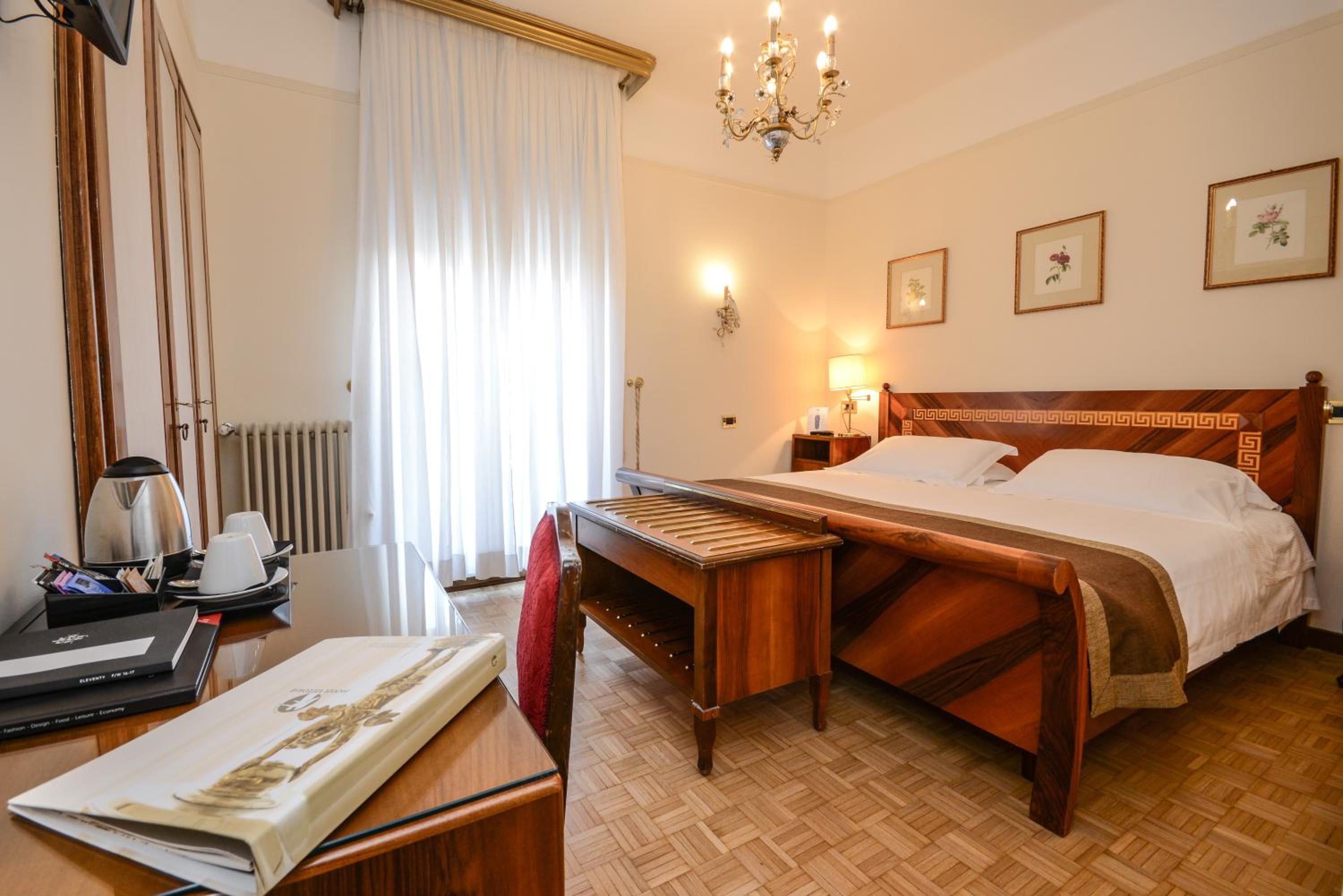 Superior Double Room - Photo 16