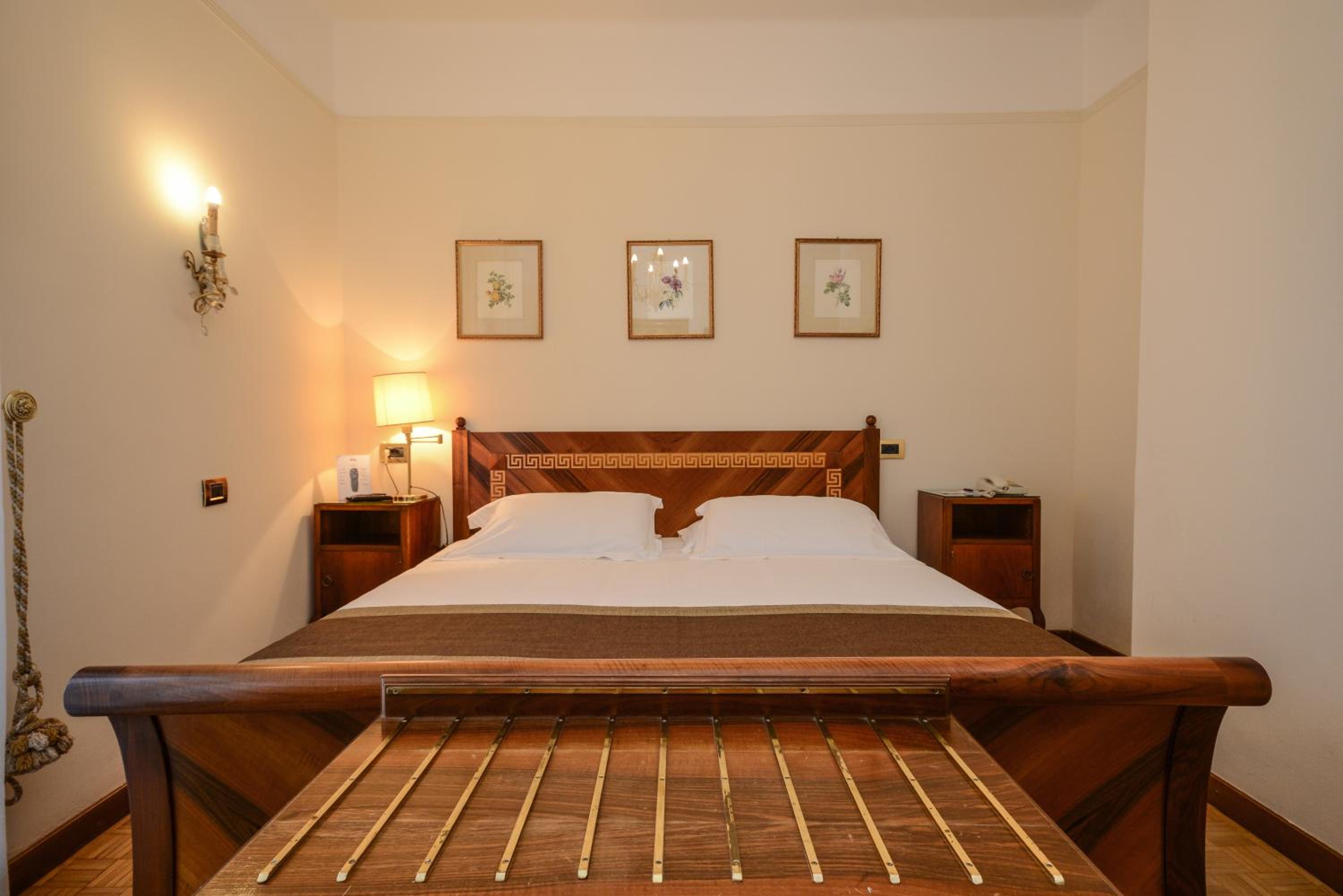 Superior Double Room - Photo 6