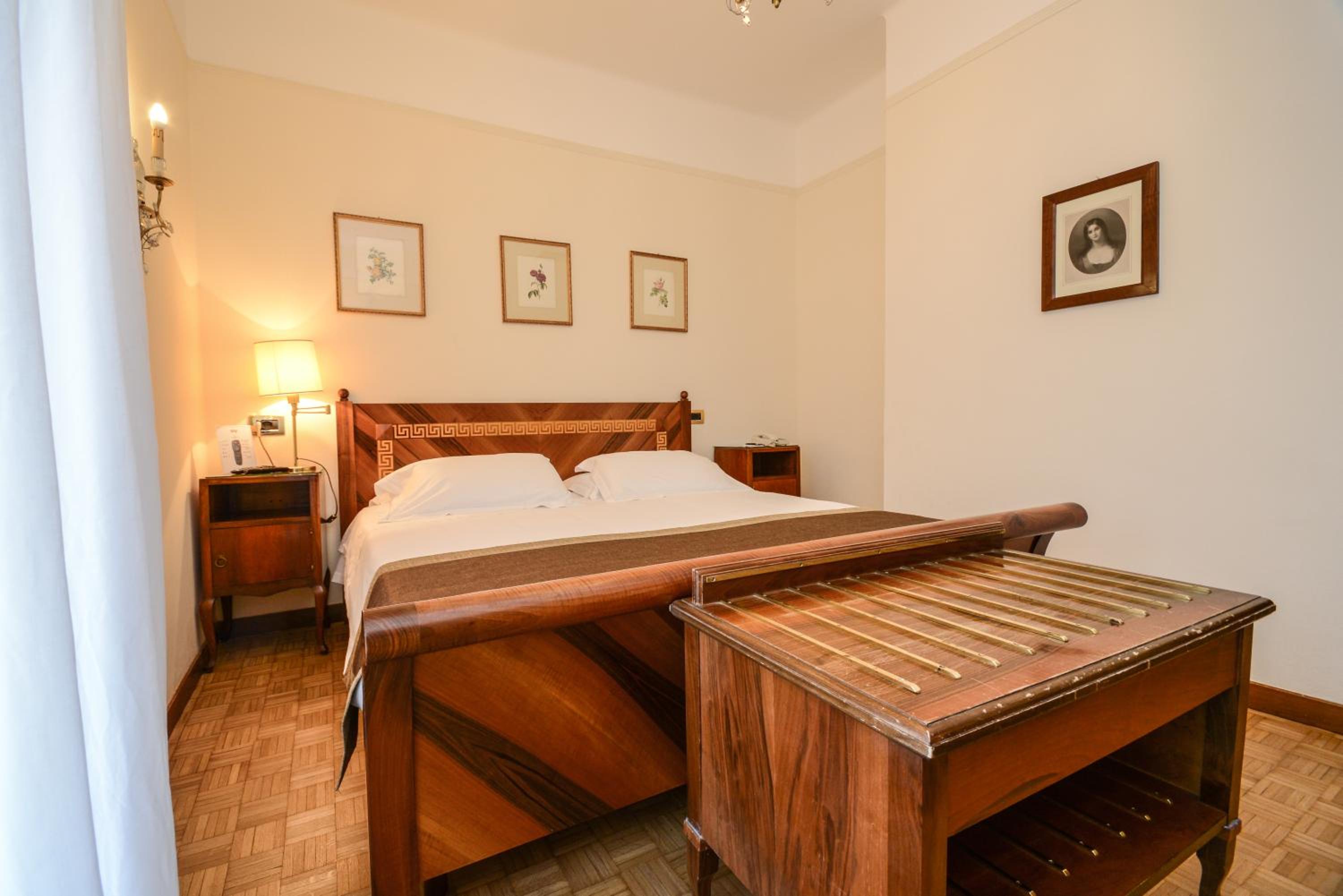 Superior Double Room - Photo 4