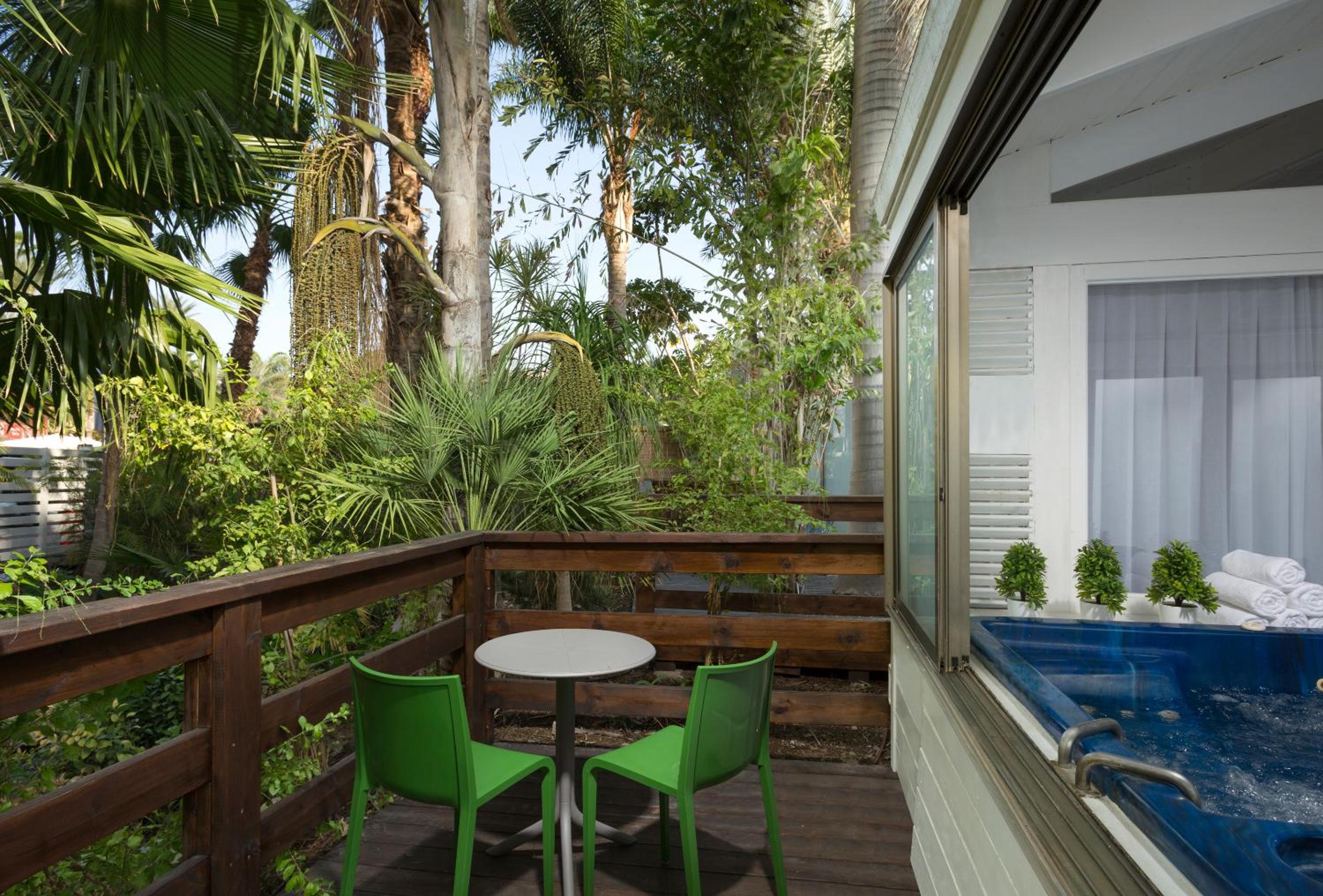 Deluxe Suite With Spa Bath and Private Terrace  photo 1