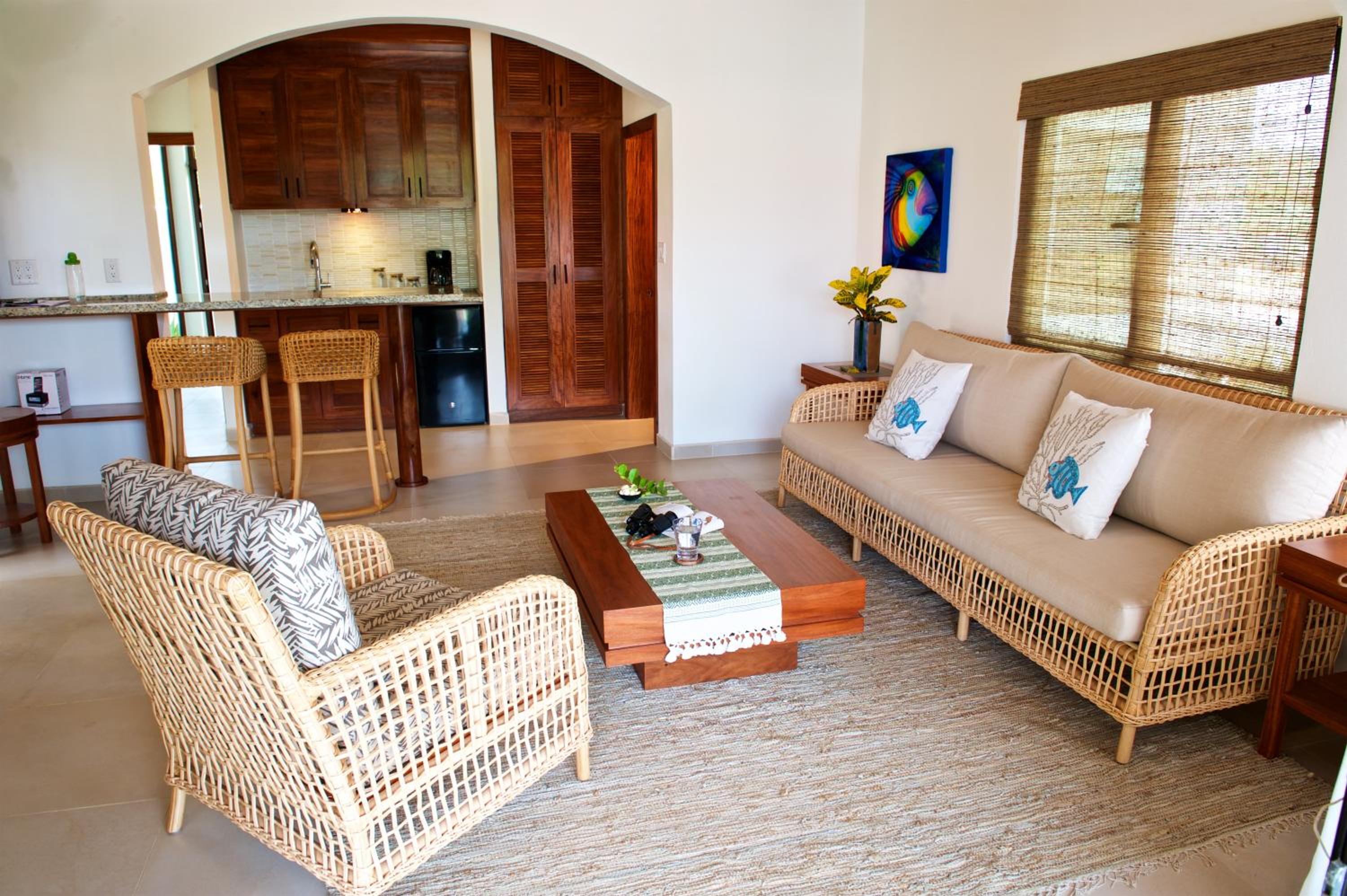 1-Bedroom Beach House with plunge pool photo 3