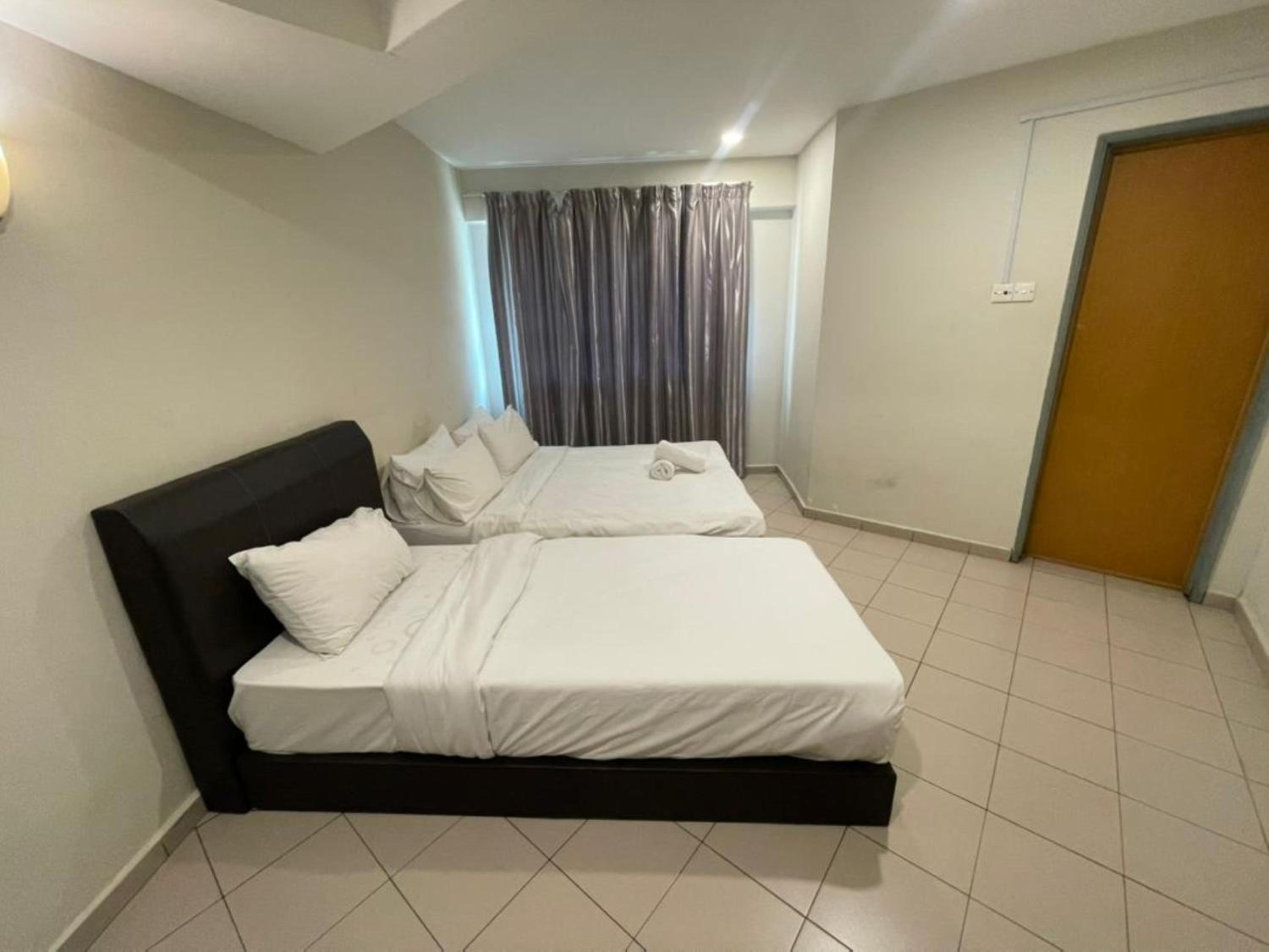 Deluxe Triple Room - Photo 4