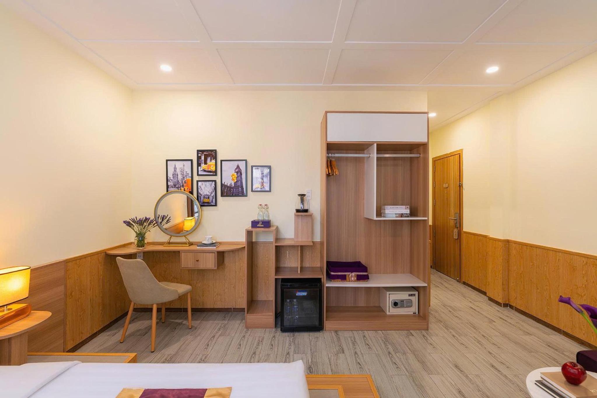 Suite with City View photo 2
