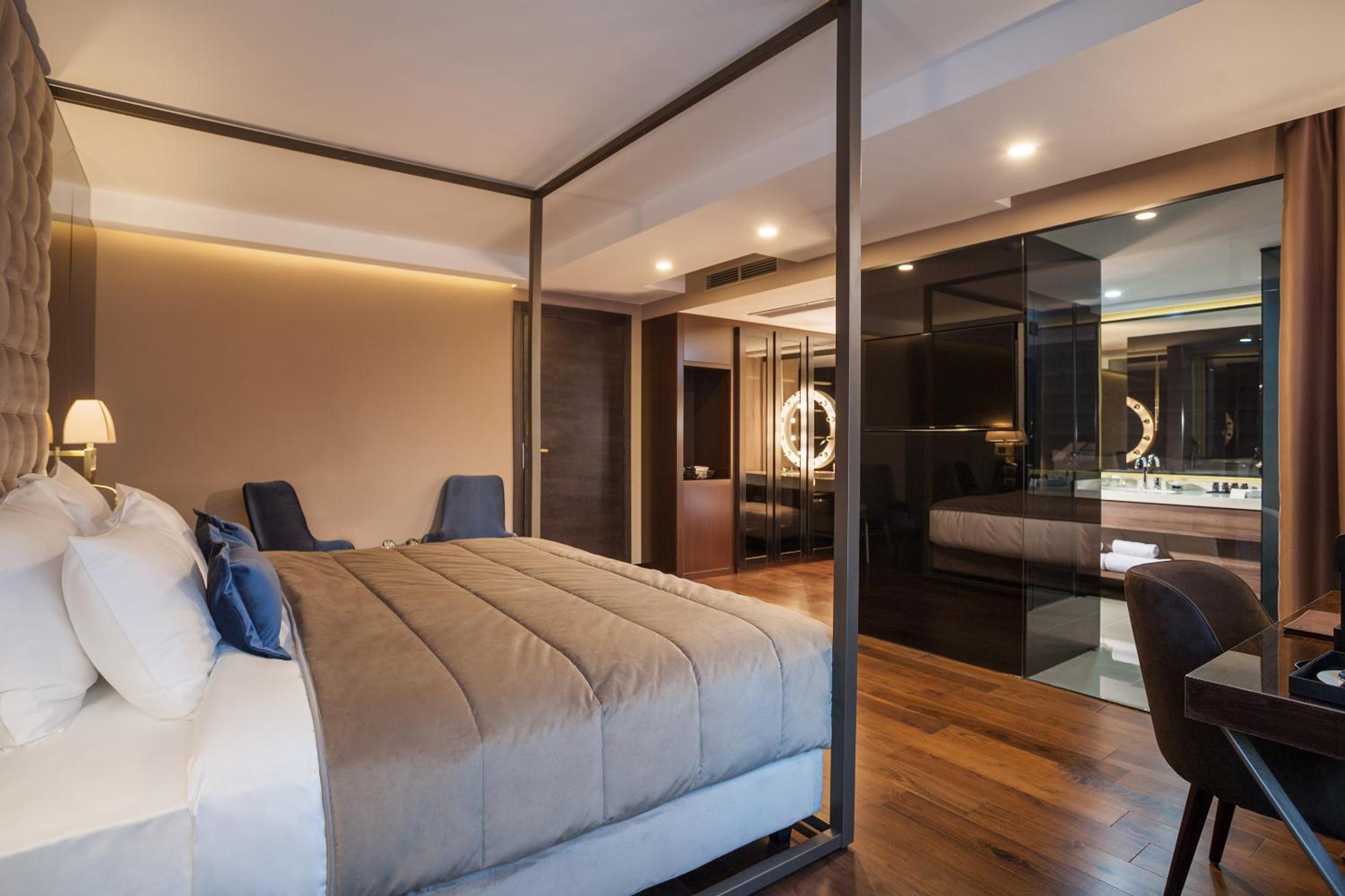 Executive Suite photo 2