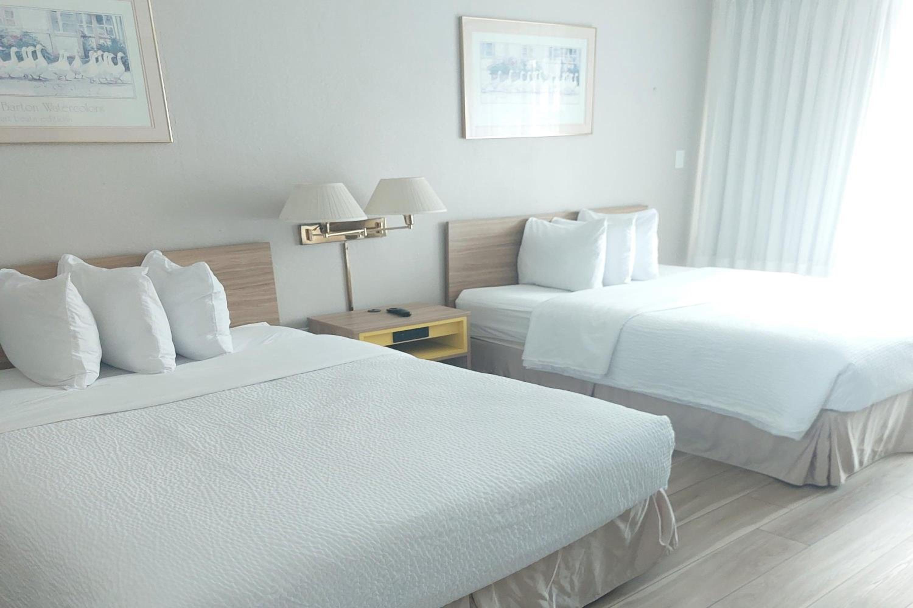 Two-Bedroom Queen Apartment - Non-Smoking - Photo 1