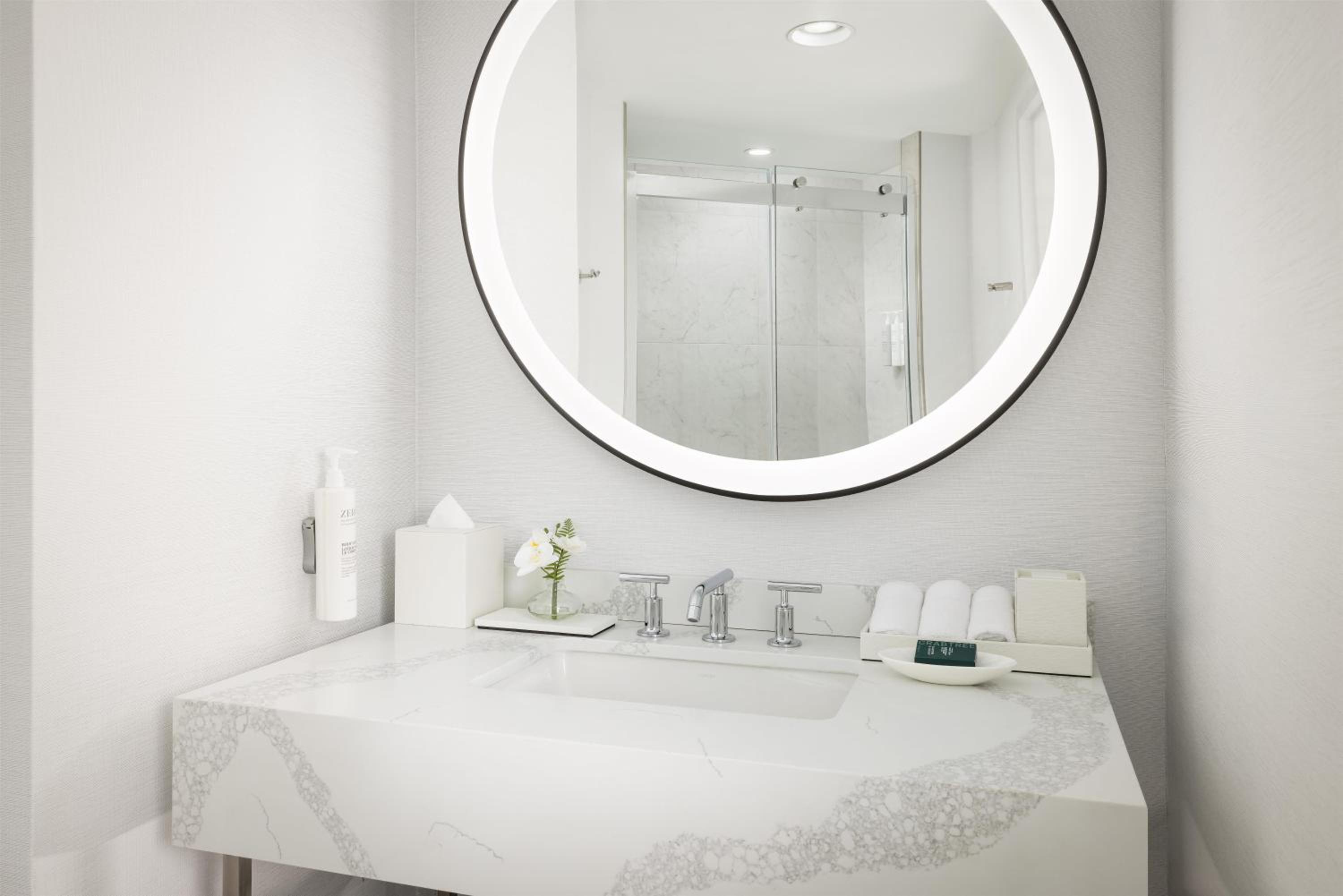 King Room with Skyline City View - Photo 6