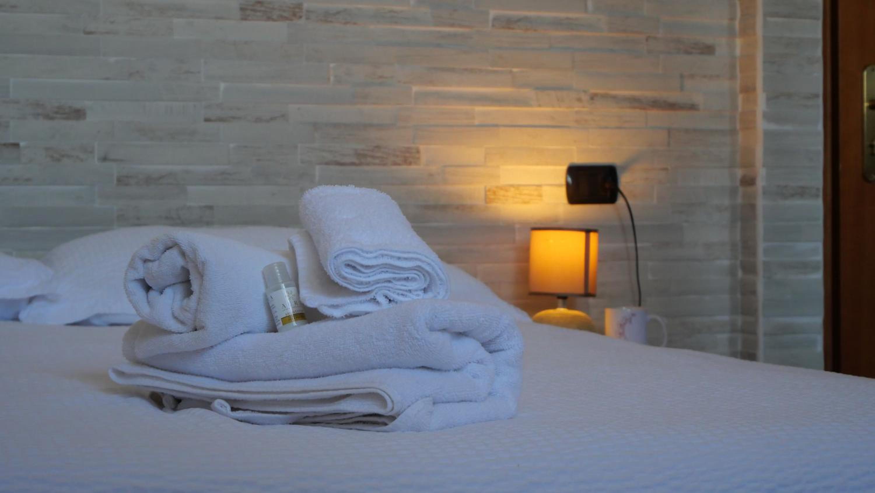 Single Room - Photo 1