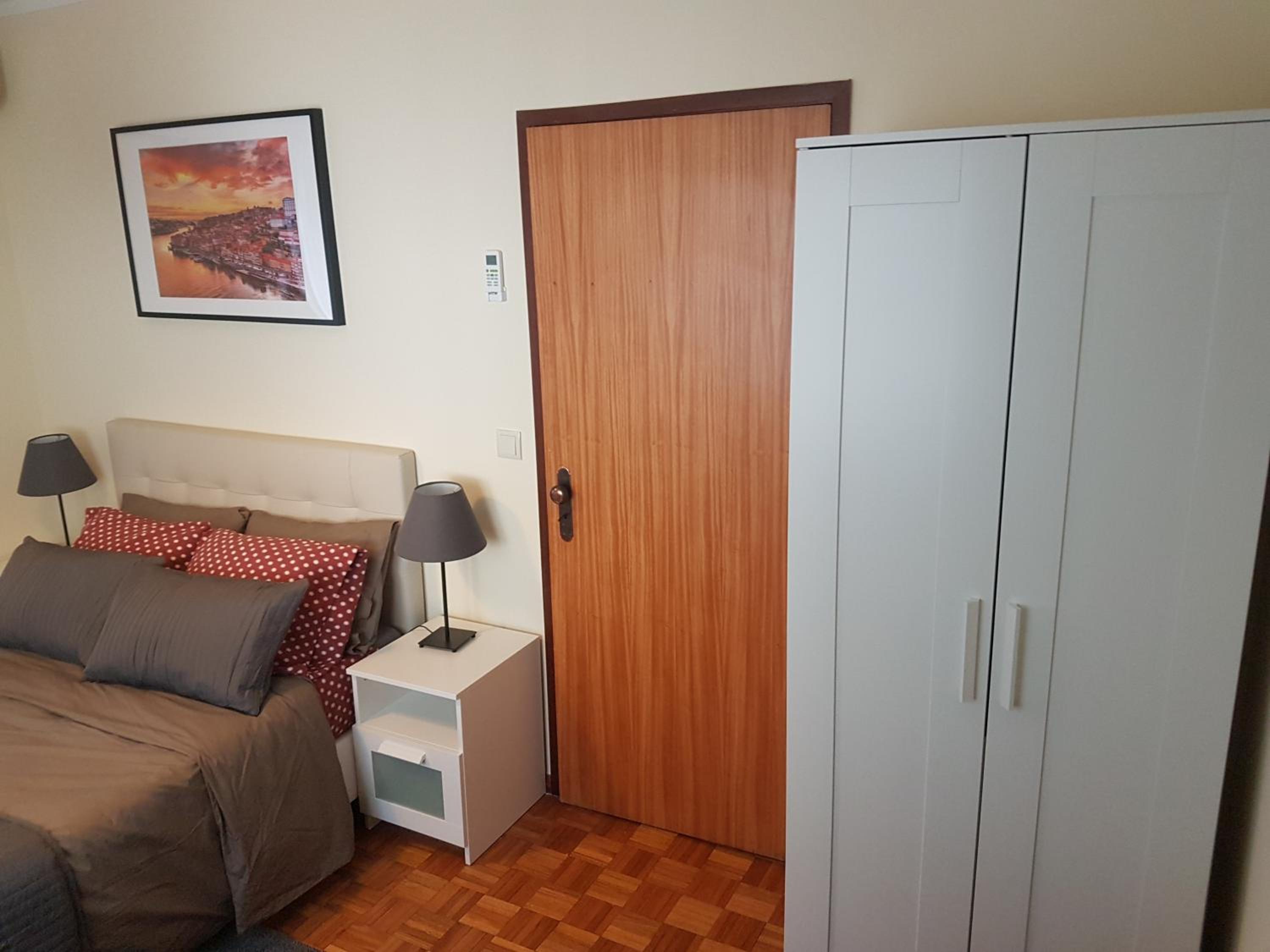 Three-Bedroom House - Photo 32