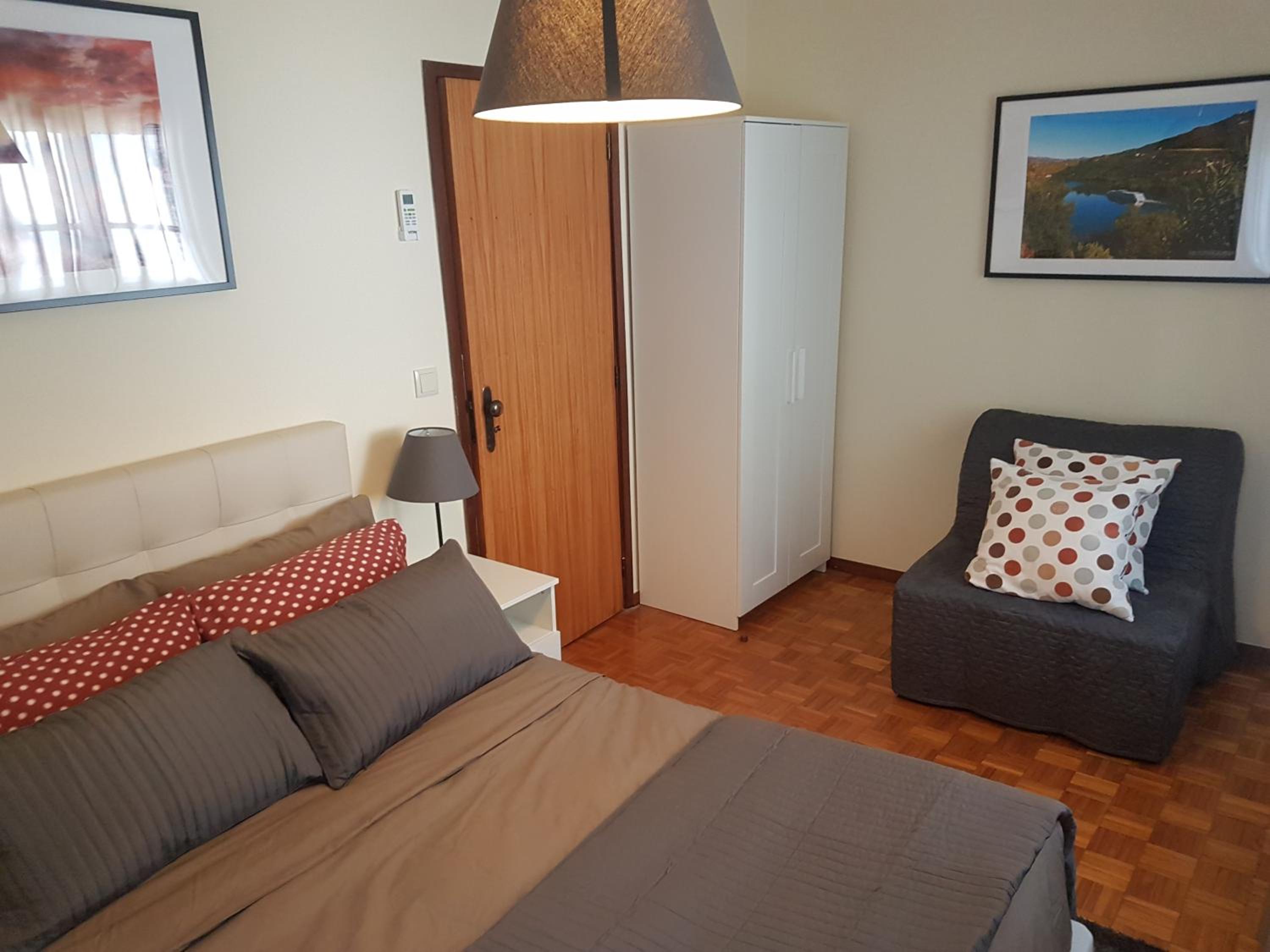 Three-Bedroom House - Photo 90