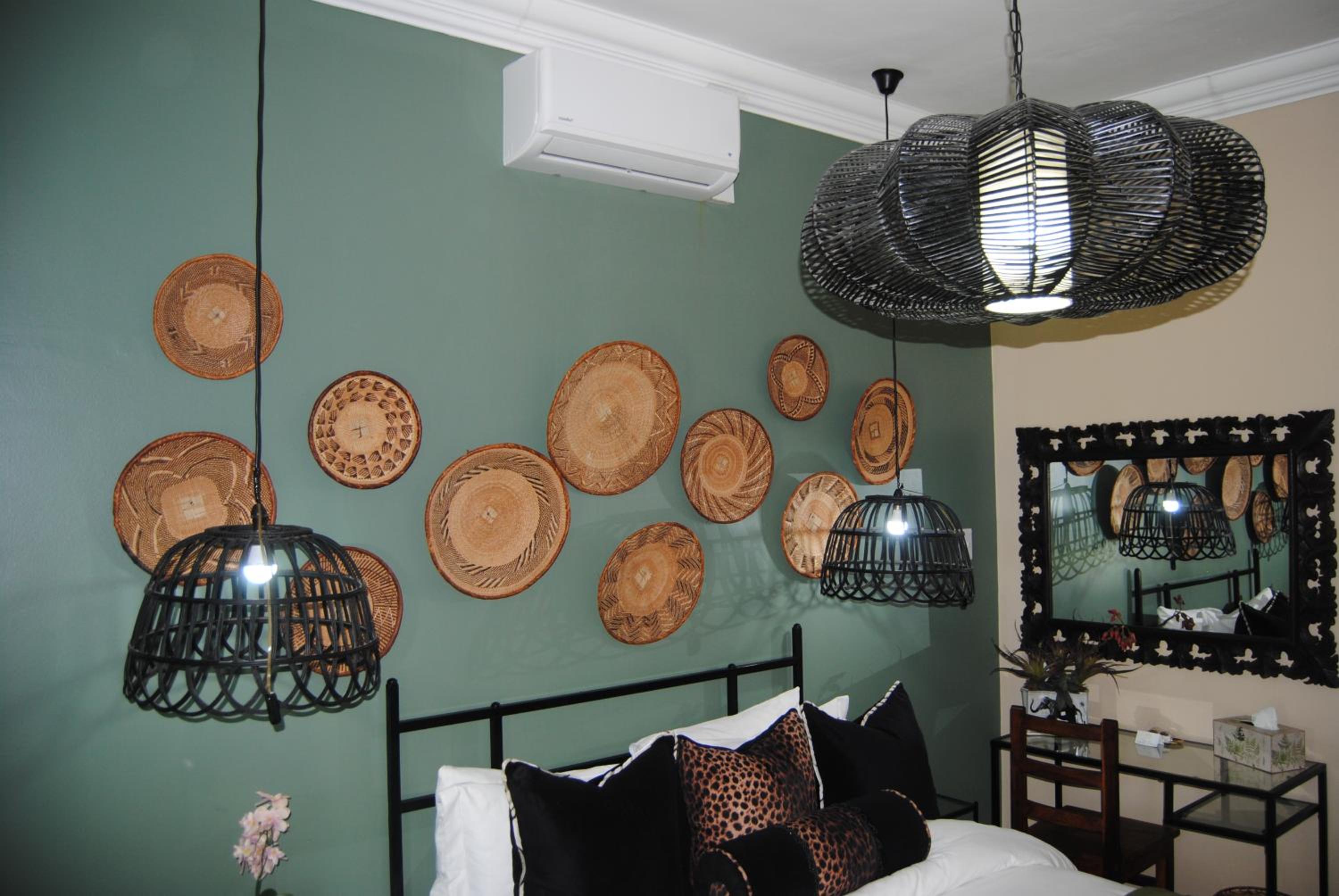 Double Room - Photo 8