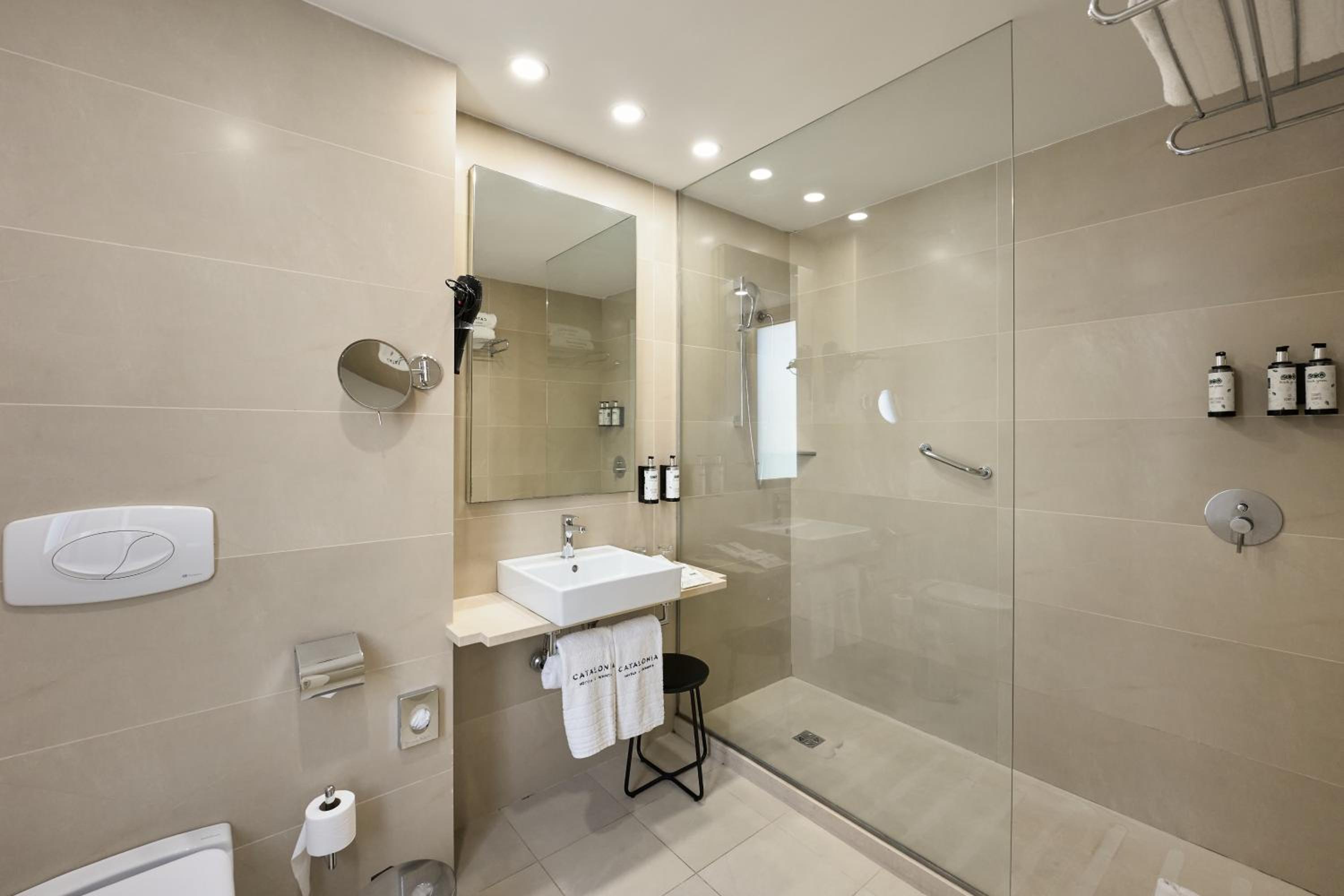 Premium Triple Room photo 2