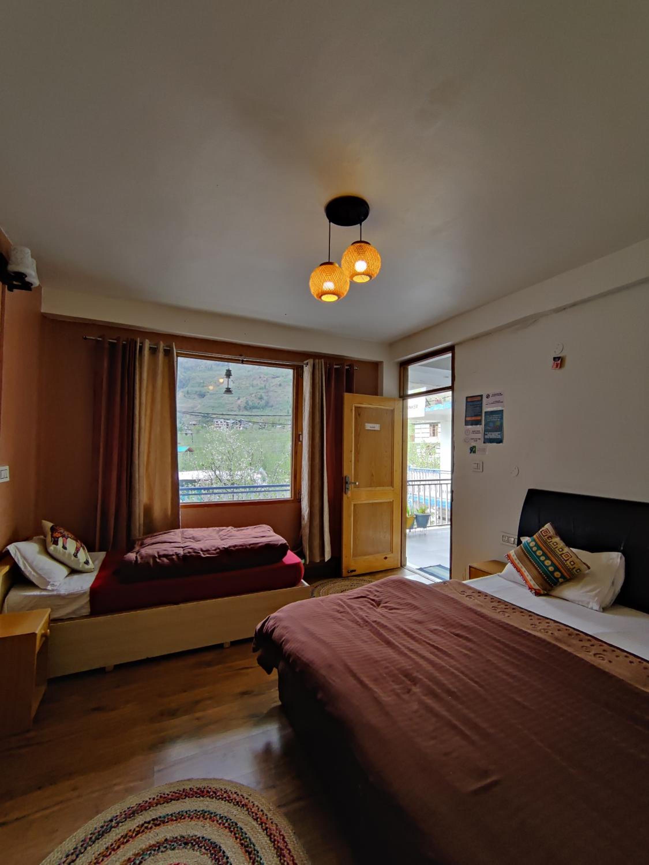 Deluxe Triple Room photo 3