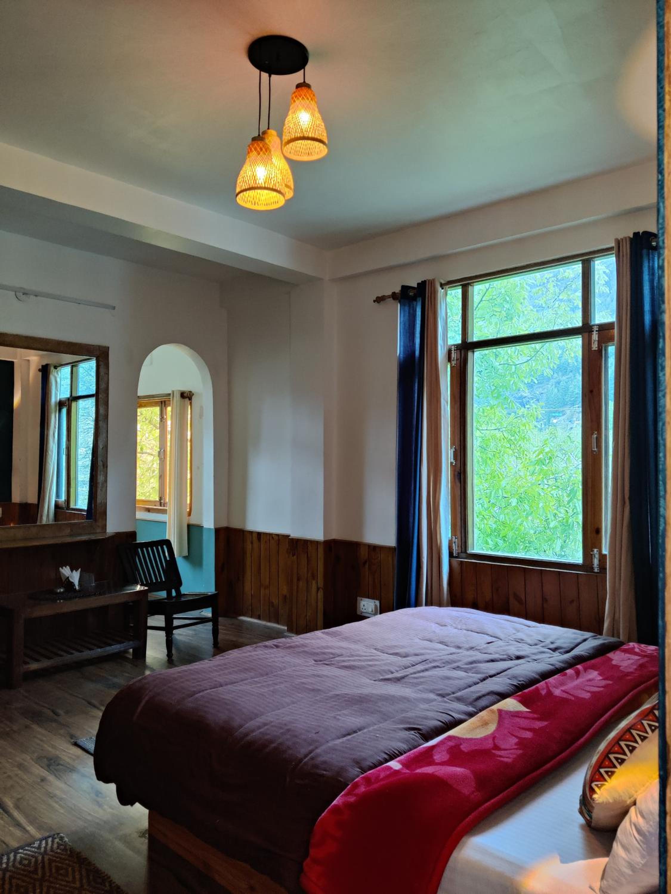 Deluxe Room - Photo 5