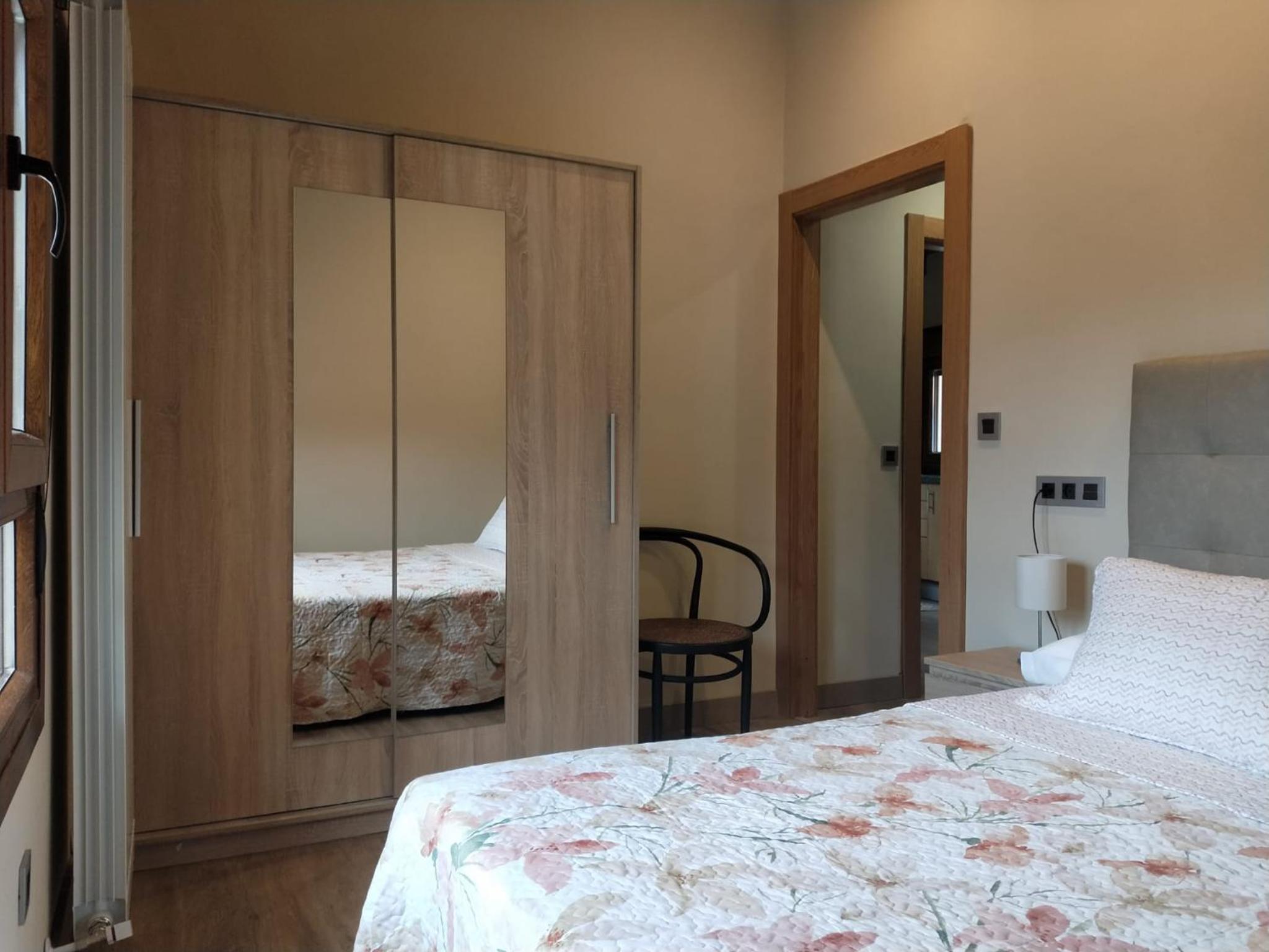One-Bedroom Deluxe Apartment photo 2